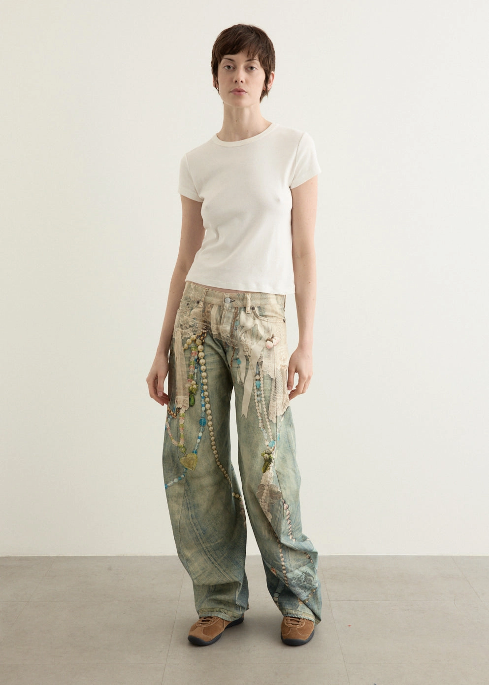 2006 Relaxed Fit Jeans Lifestyle Outfit Lightweight Material