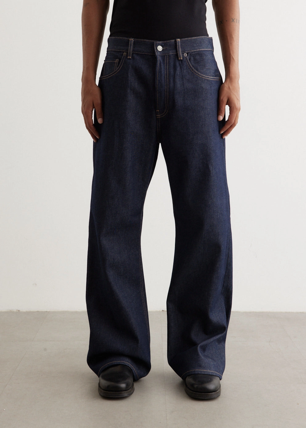 2021M New Raw Jeans All Day Comfort Design Couple Look Office Wear