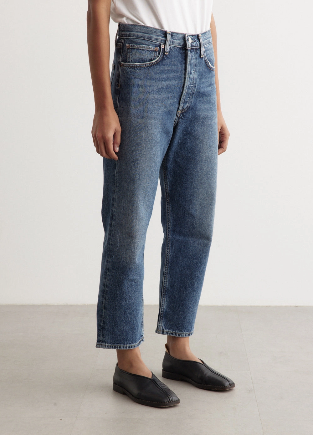 Streetwear Essential 90's Crop Mid Rise Loose Straight Jeans