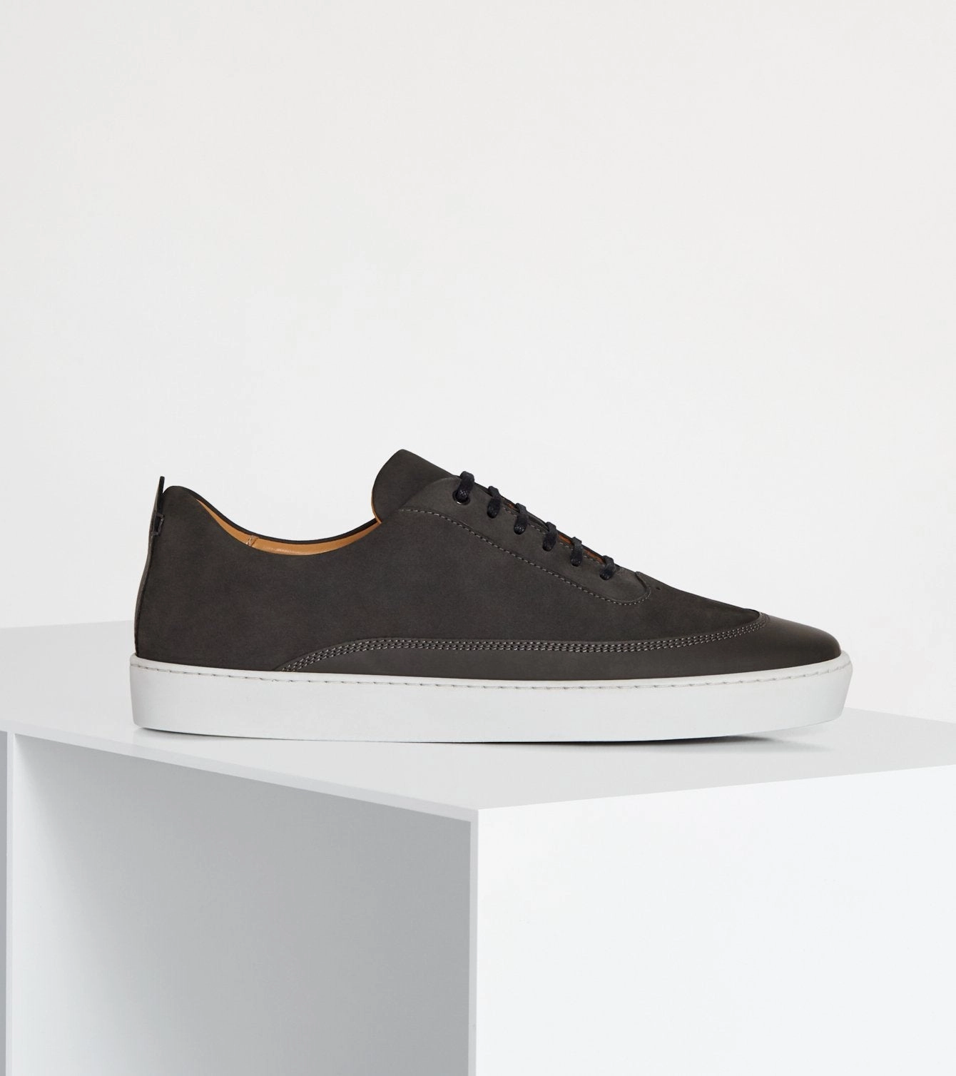 Textured Grip Bold Statement Leonard