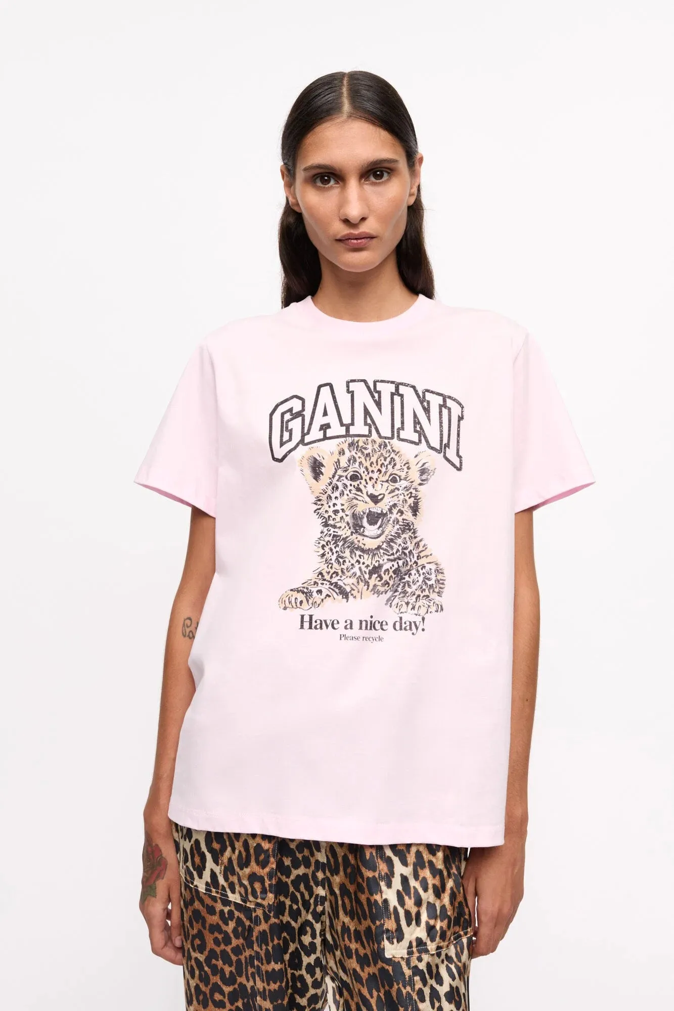 Timeless Layer DropShoulderDesign Pink Basic Jersey Leopard Relaxed T-shirt