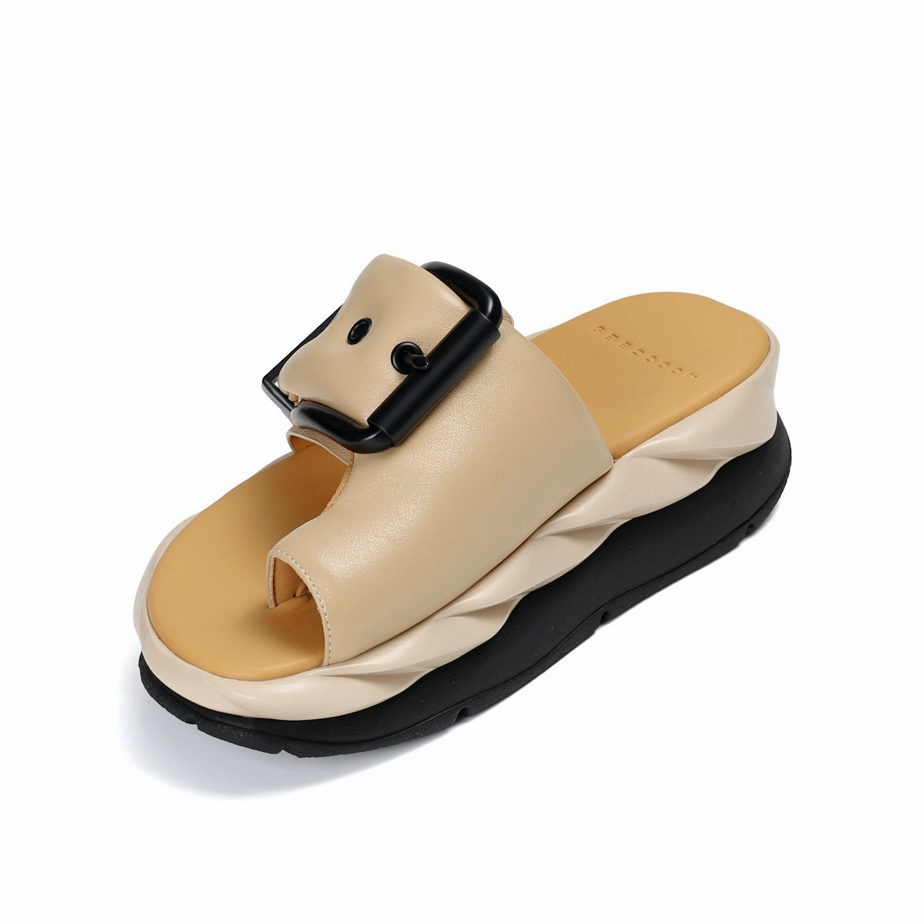 Casual Beach Shoes MELLOW GLOW SKIN