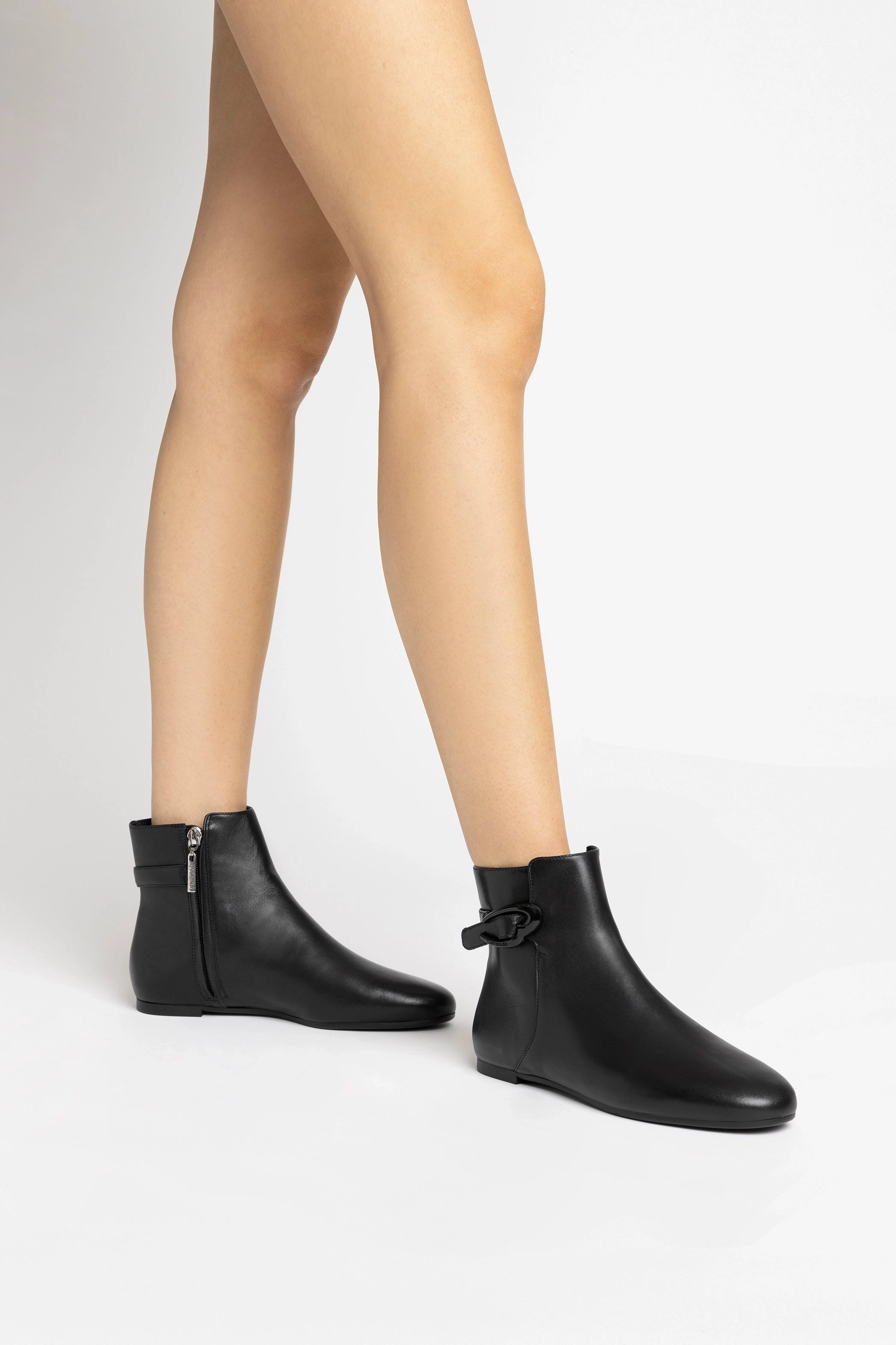 Mini Verona Boot In Black Leather Easy Entry