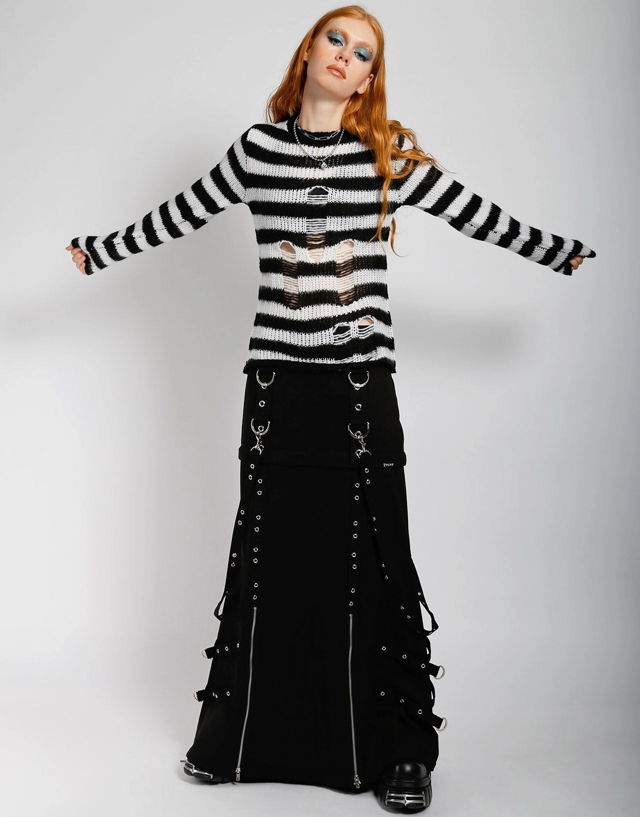 Flexible Knit MoistureWicking Fabric RAG STRIPE SWEATER WHITE