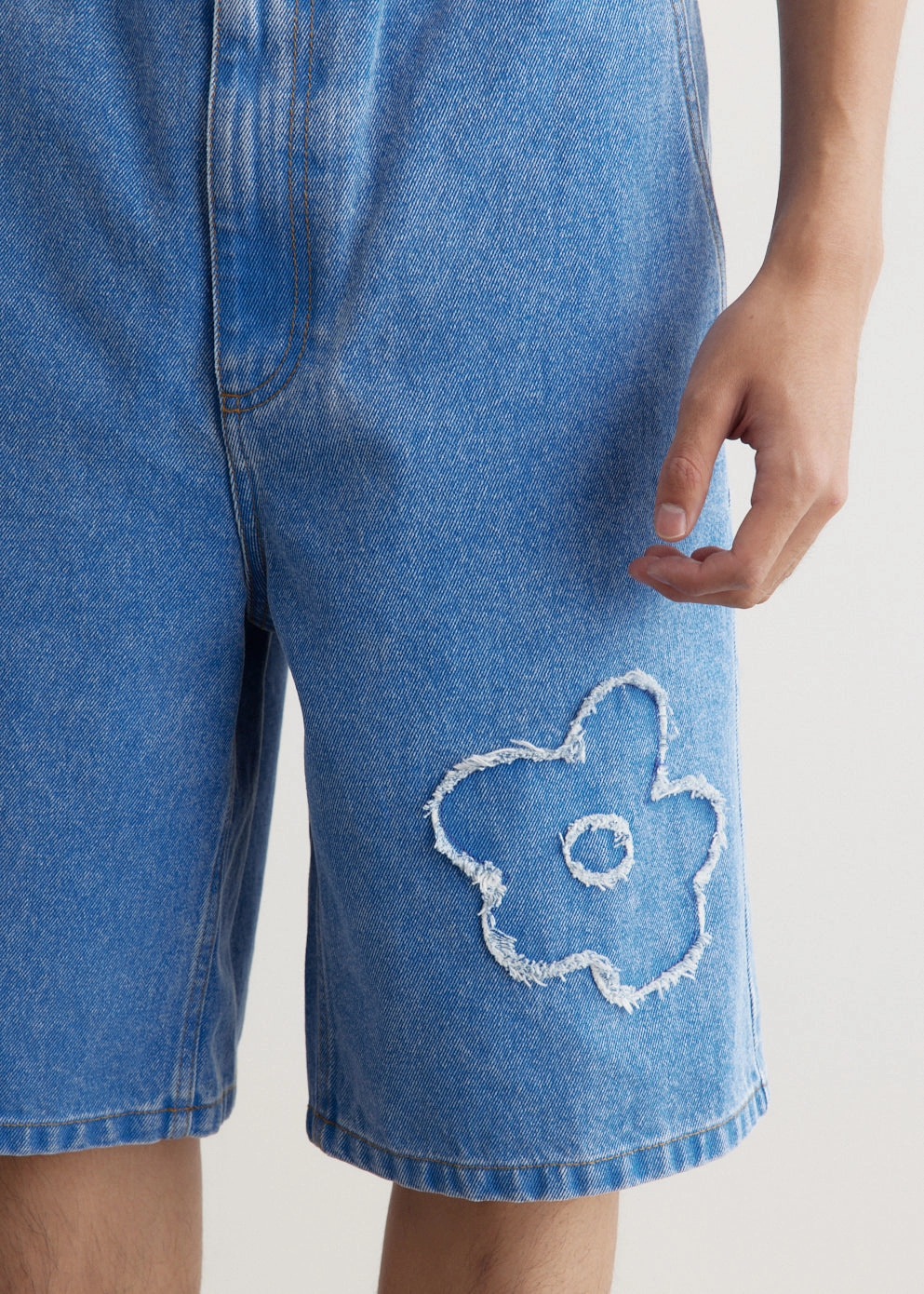 Flower Patch Bleached Denim Shorts Youth Style Student Outfit