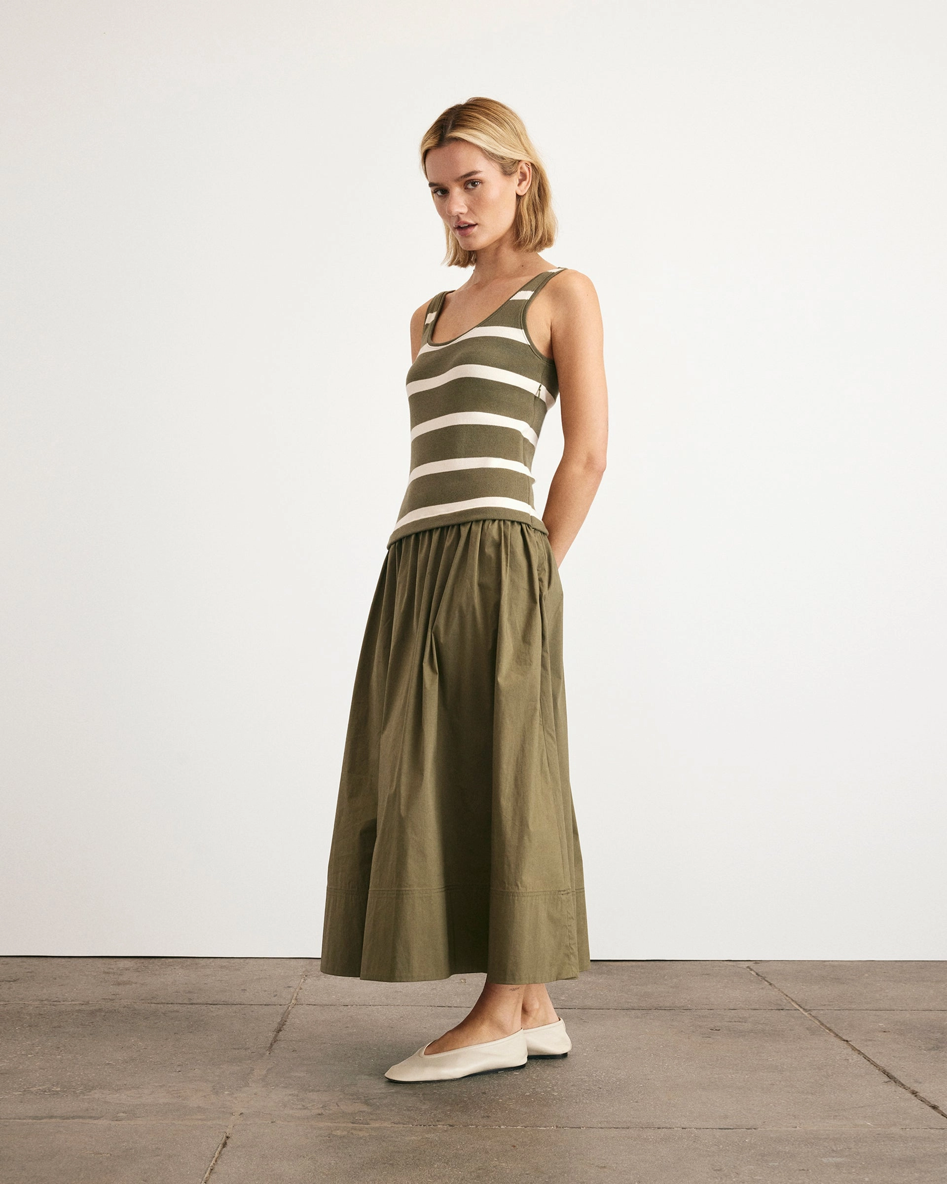 Amber Dress QuickFabric Recovery Wrinkle Resistant