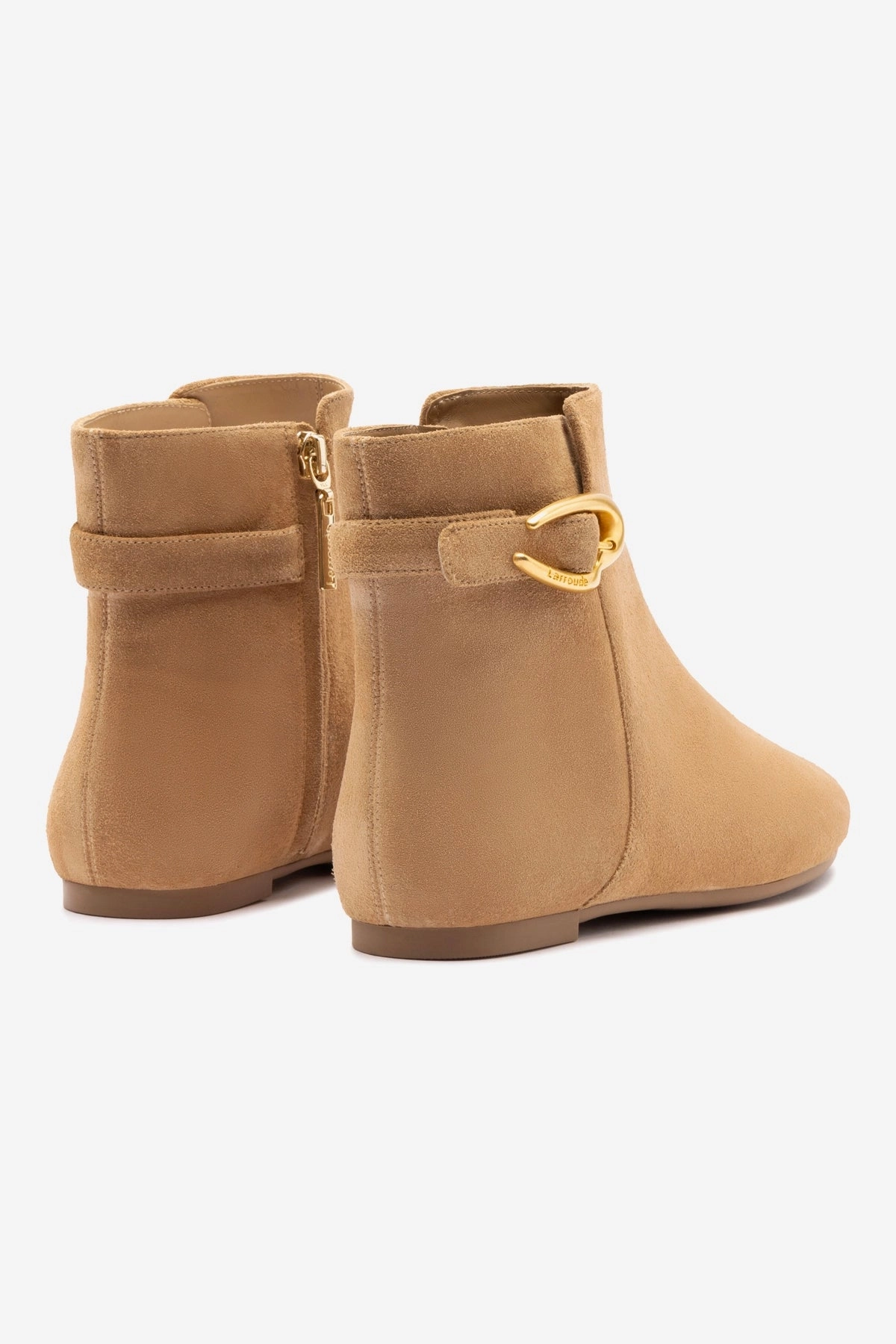 Smooth Form Mini Verona Boot In Peanut Suede