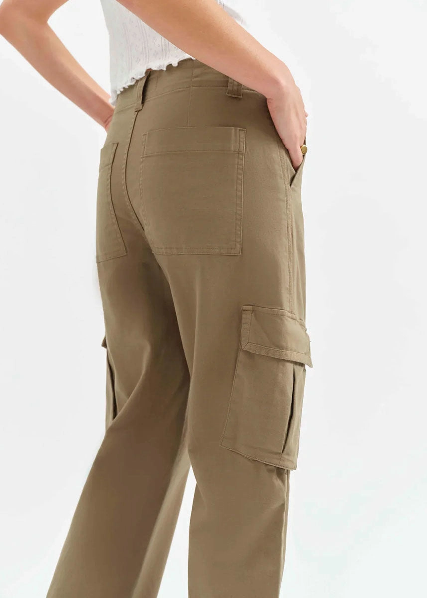 The Squad Curved Leg Cargo Pant - Thicket Adventure Ready Distressed finish
