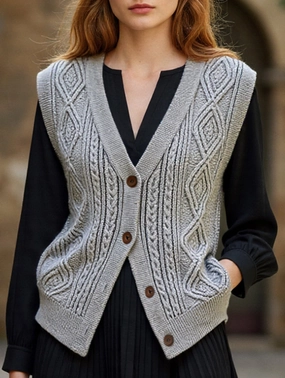 Stand Up Collar Knit vest with crisscross pattern
