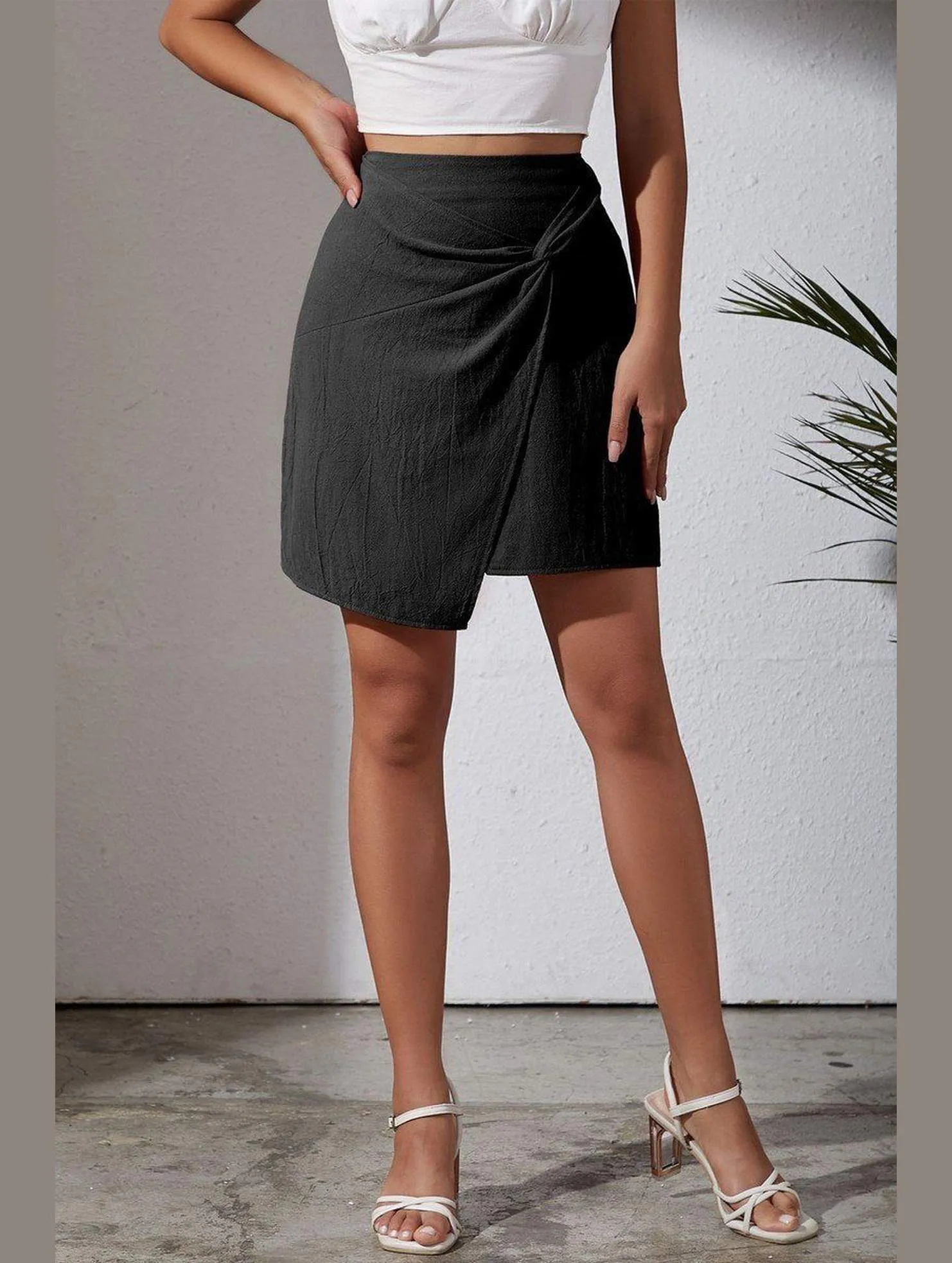 Soft Fabric Fashion Fit WOMEN FRONT TIED SHORT LENGTH MINI SKIRT