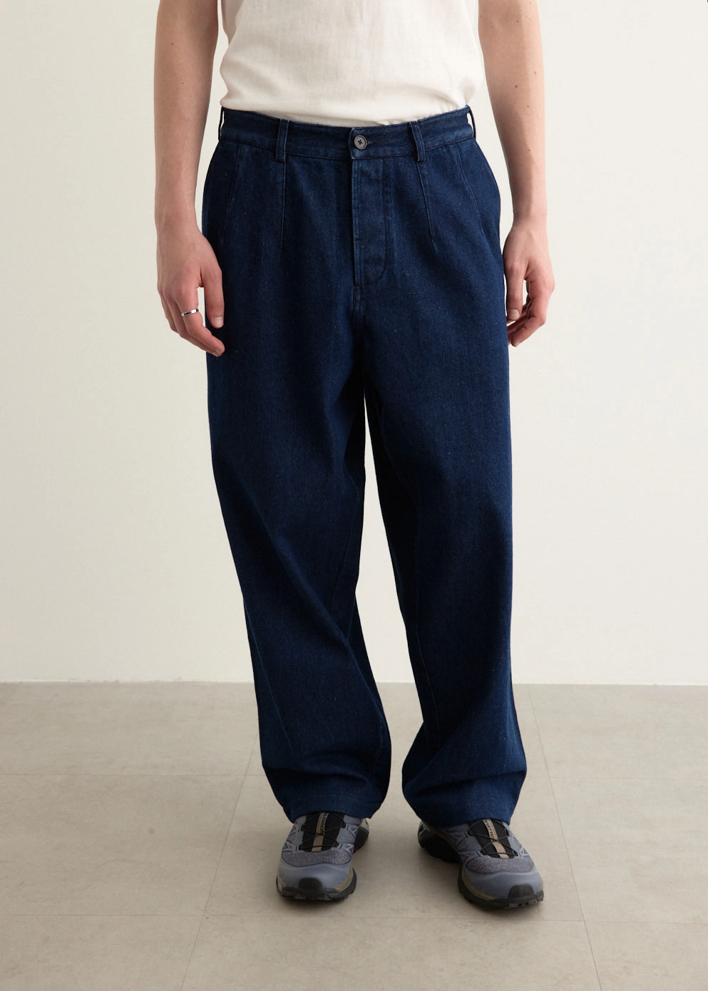 Sustainable Weekend Getaway Dutch Pants