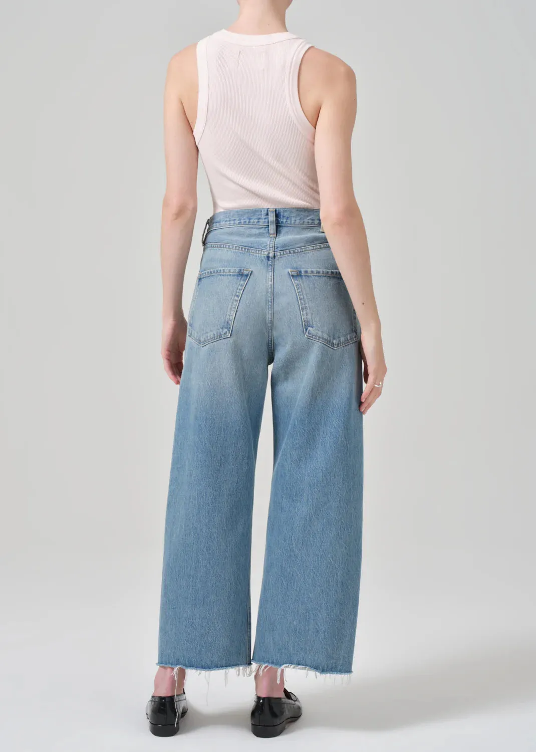 Ayla Raw Hem Crop Minimalist Pocket Layout Match With All