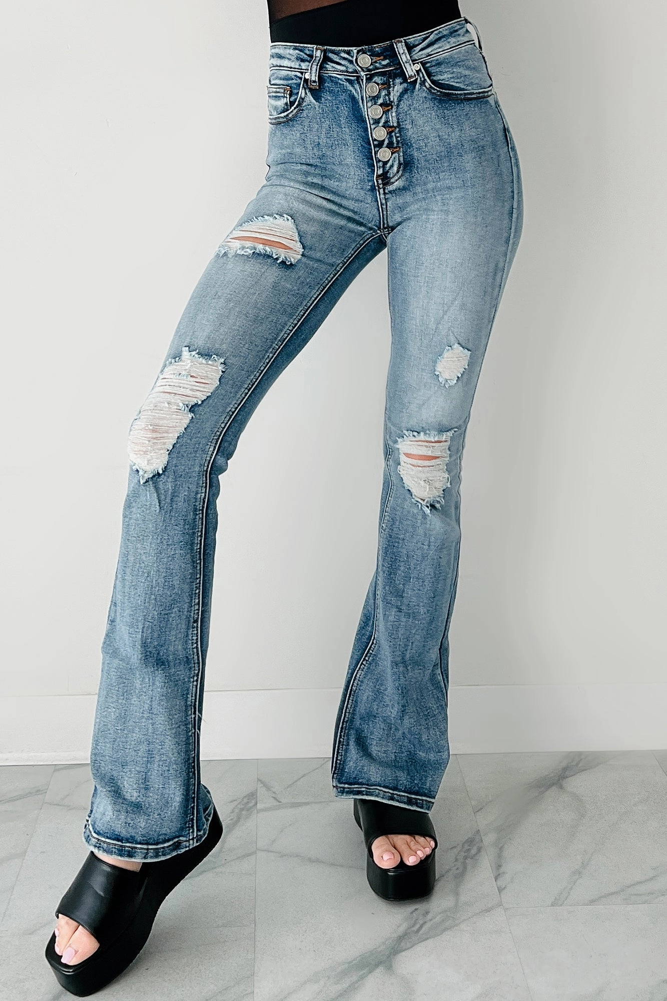 Family Style Slim Aysha High Rise Distressed Indigo Reign Flare Jeans (Medium)