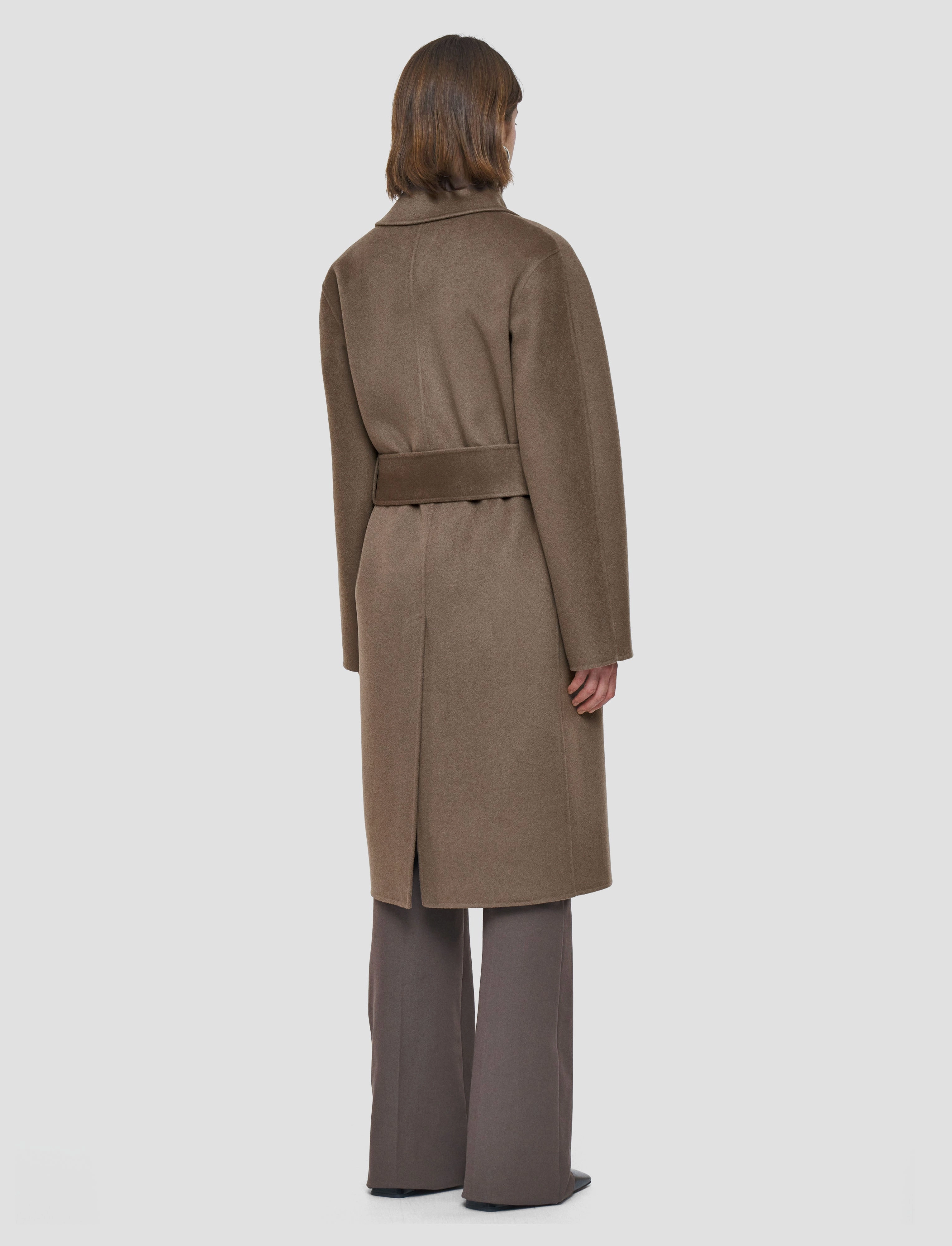 understated look Costa Double Face Cashmere Coat