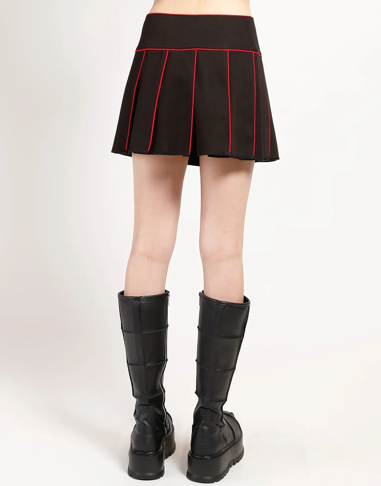 BAND PLEATED SKIRT RED ThermalRegulatingLining Rugged Fit