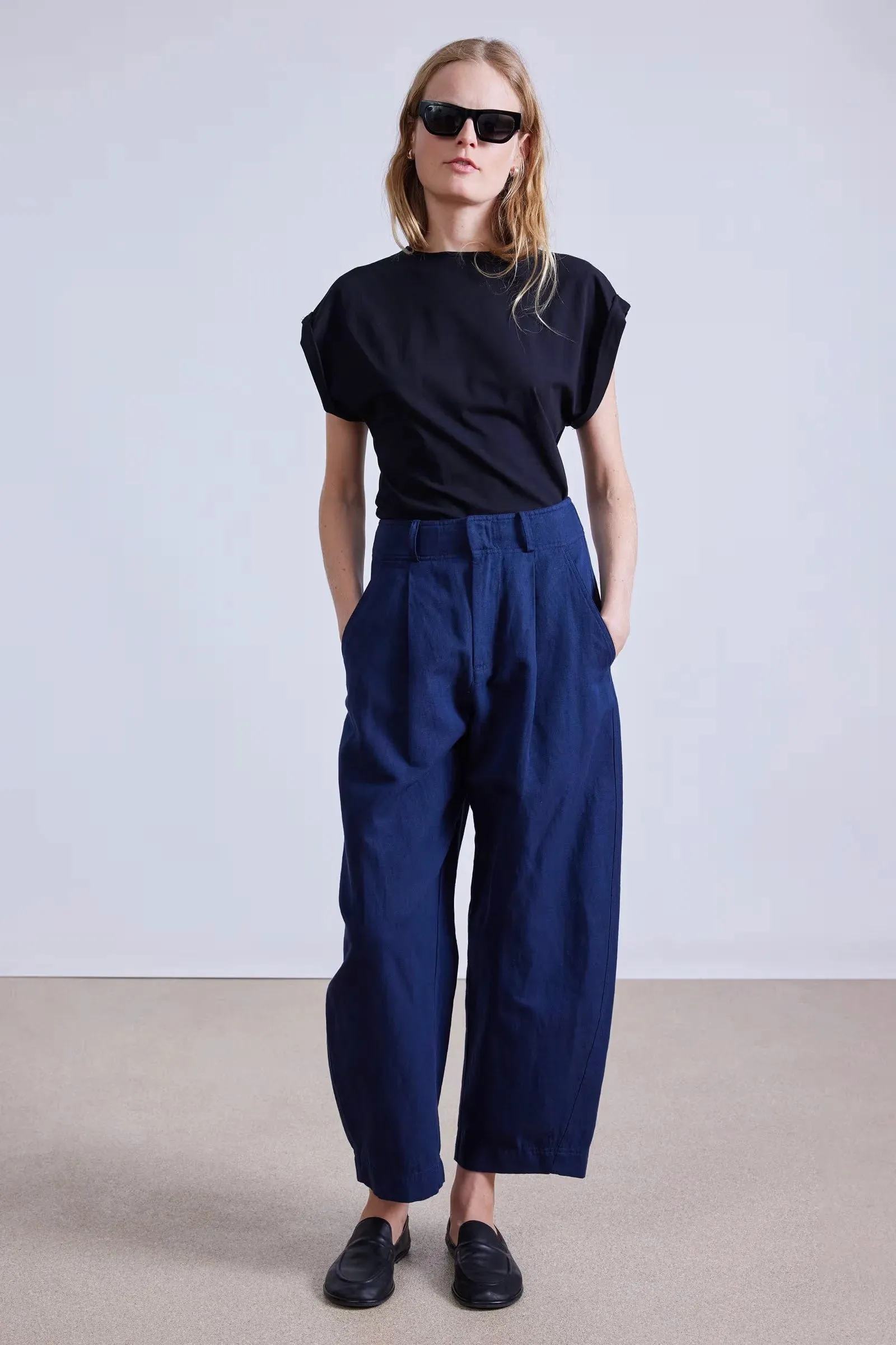 LightweightComfort Bari Crop Trouser