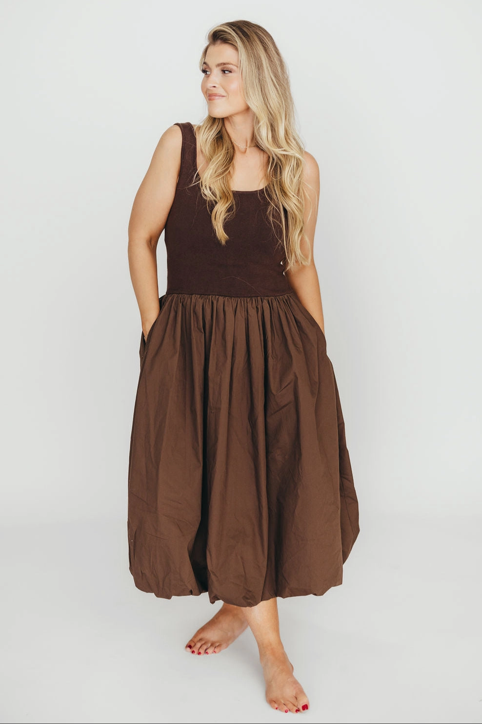 Light Fit Betty Midi Dress in Brown *Final-Sale*