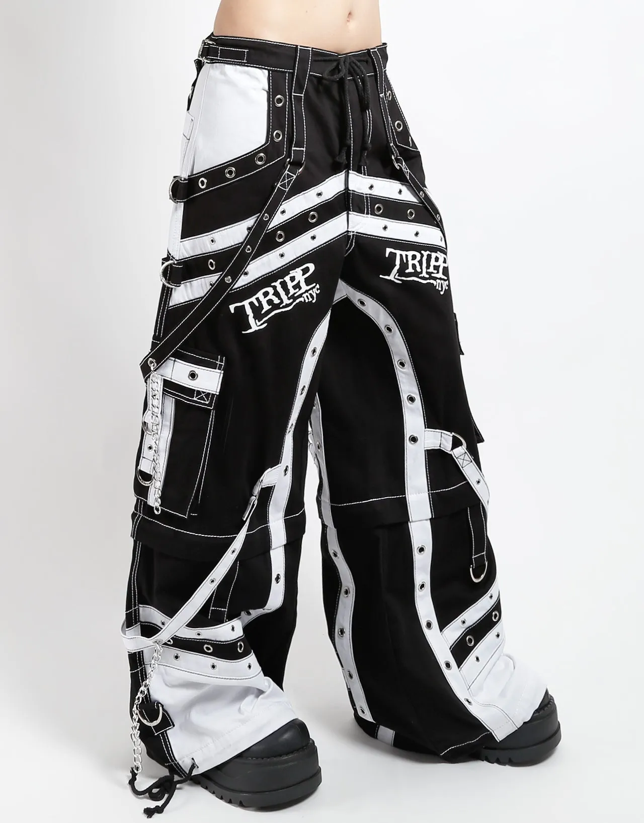 OFF TRACK PANT BLACK/WHITE Tough Style