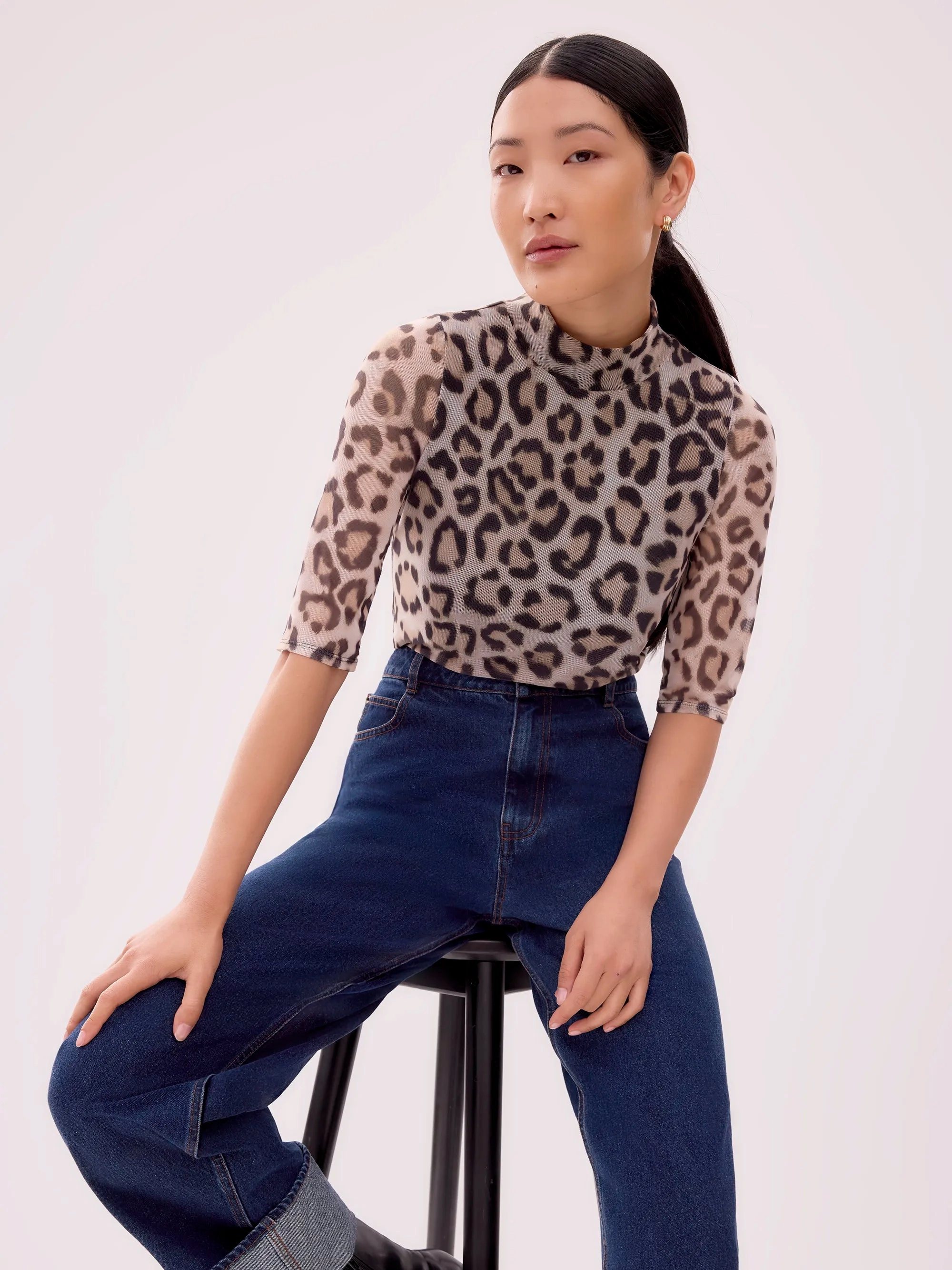 CarbonNeutral Production Smooth Seam Transition Brown Leopard Print Mesh Top