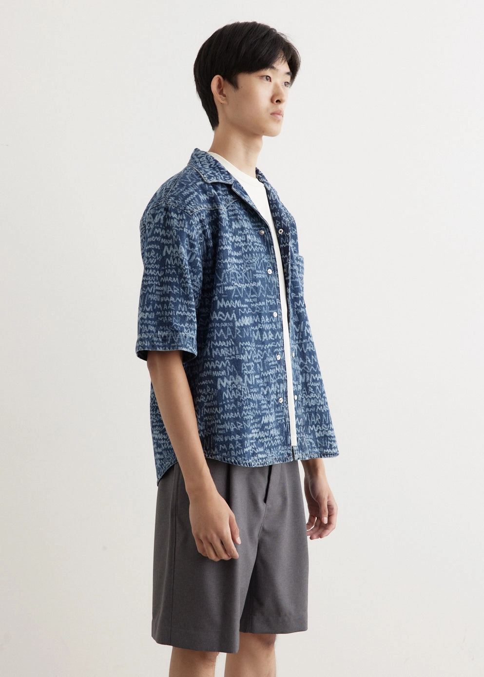 Printed Denim Shirt Modern Weekend Style Moisture Wicking Technology