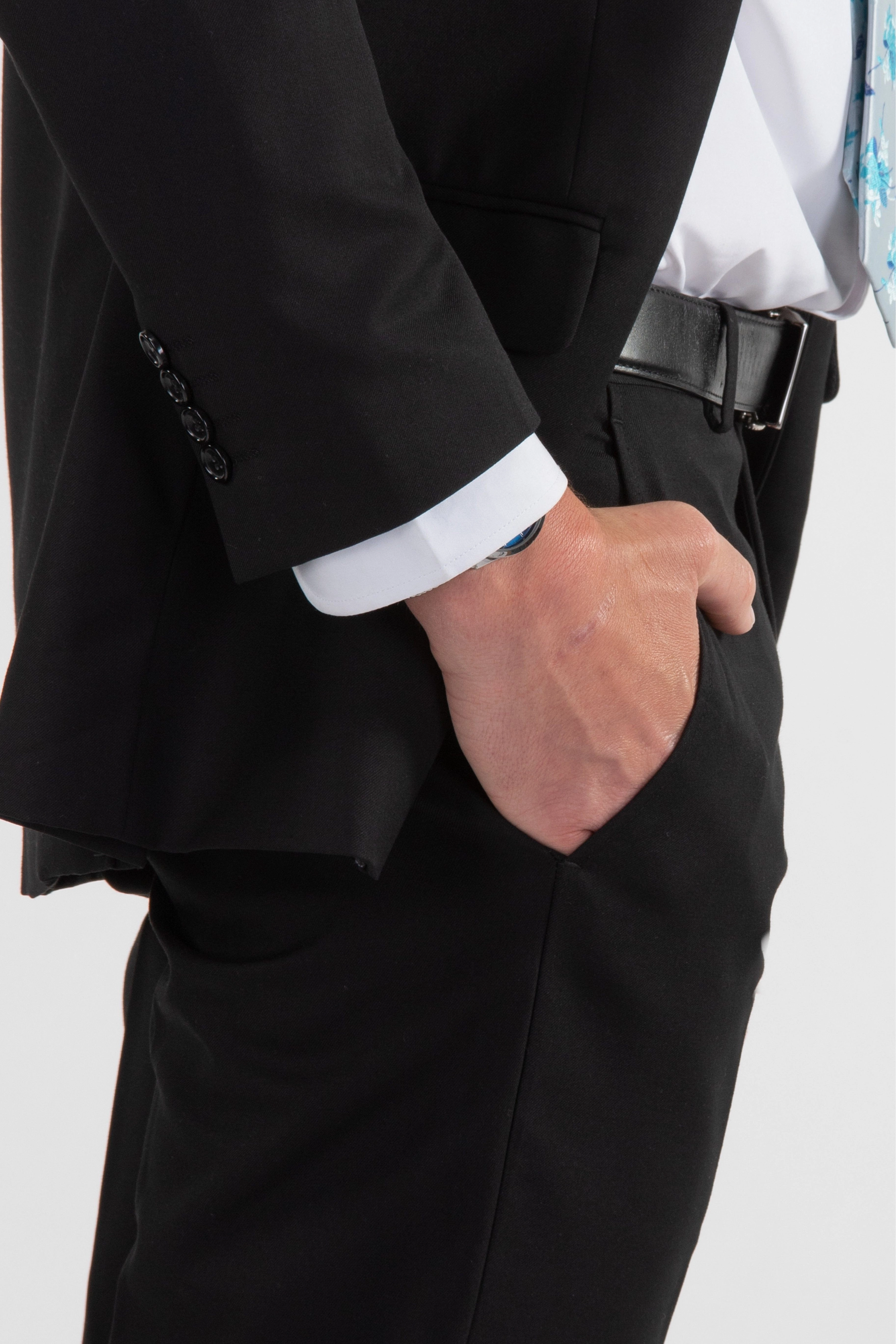 Business Must-Have Signature Suit Classic black