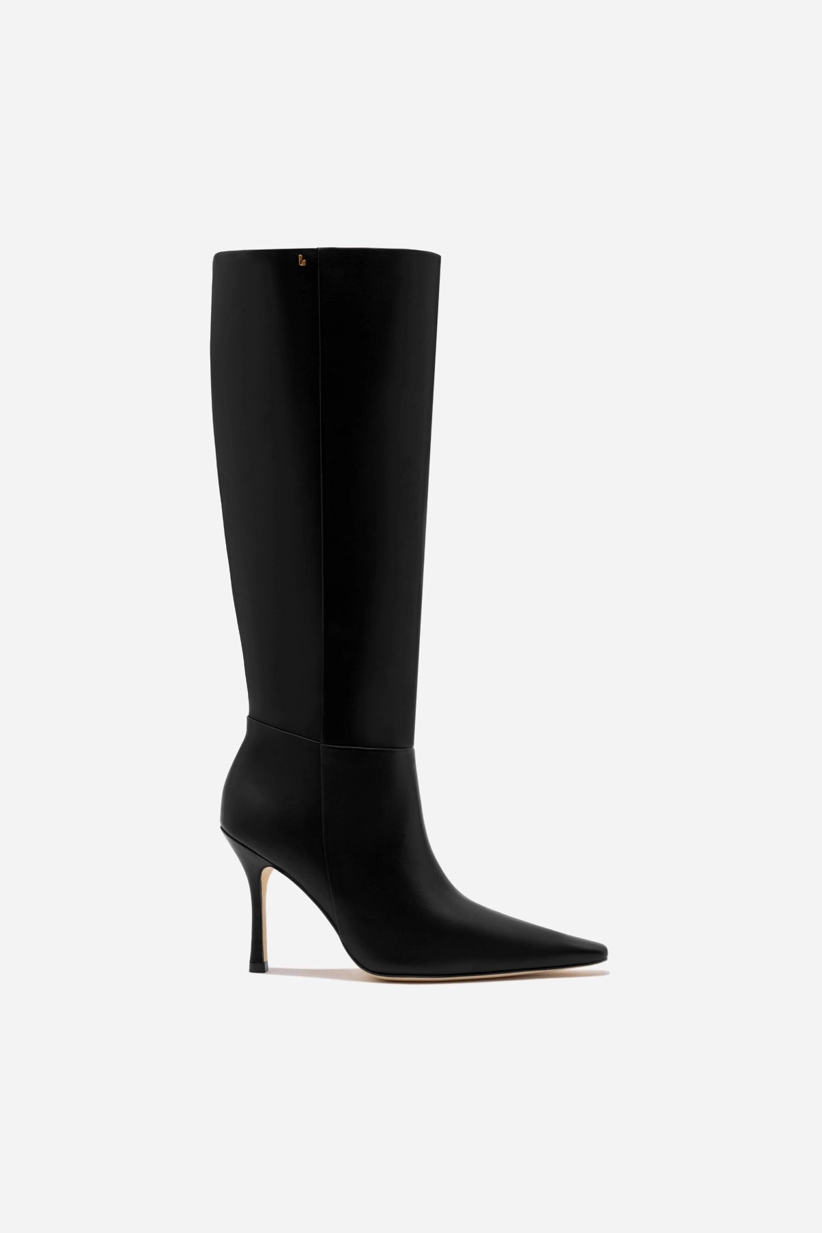 Cushioned Fit Heat-resistant Carine Boot In Black Leather