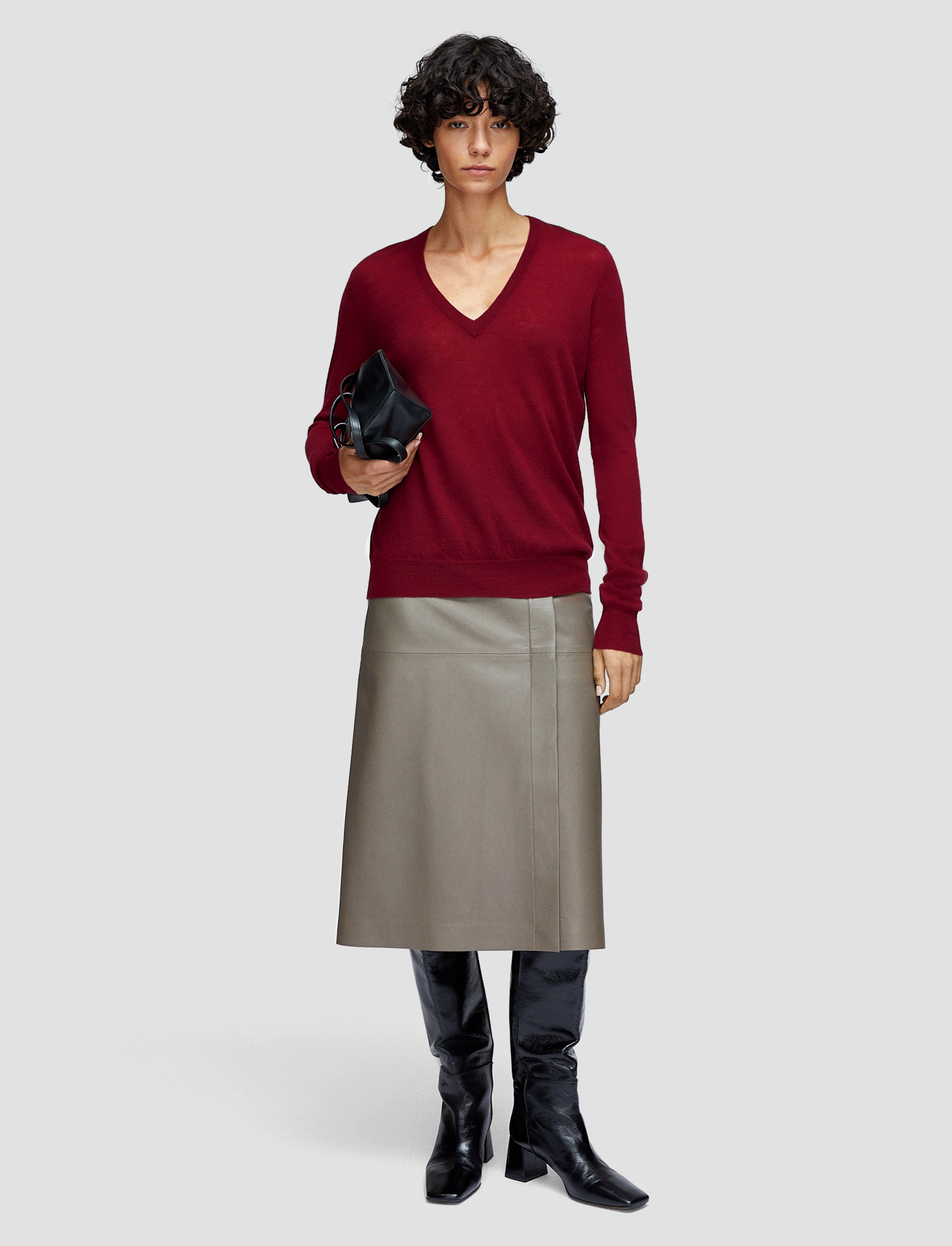 Cashair V Neck Jumper Minimal Fashion Compact Knit Structure