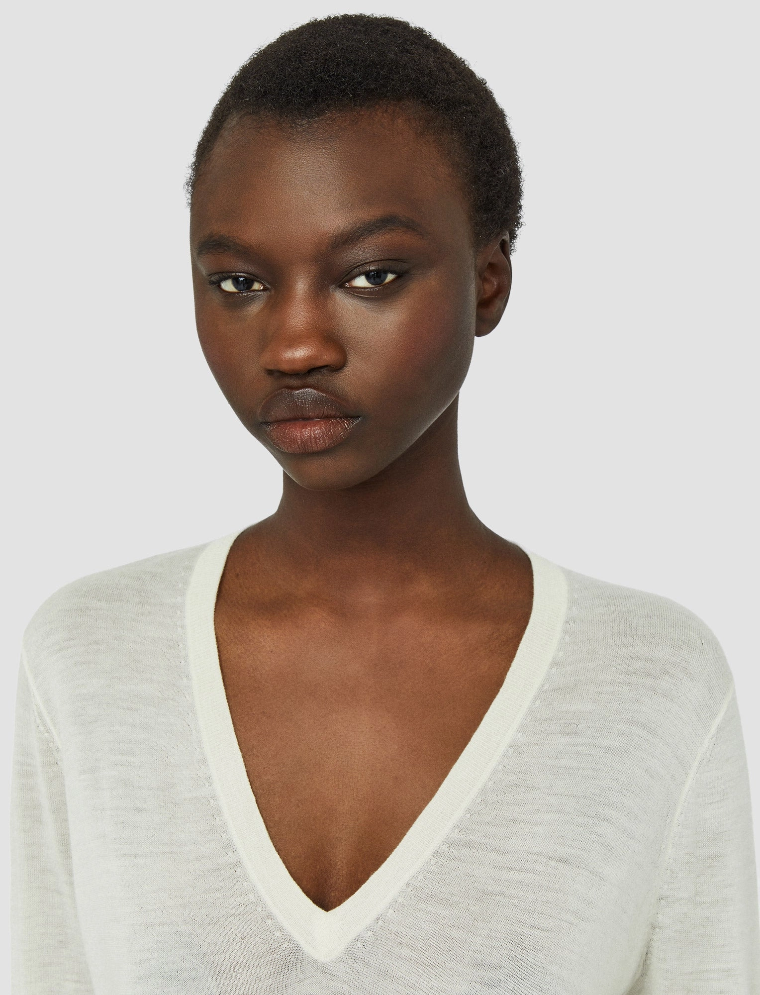 Cashair V Neck Jumper NonRestrictive Cut