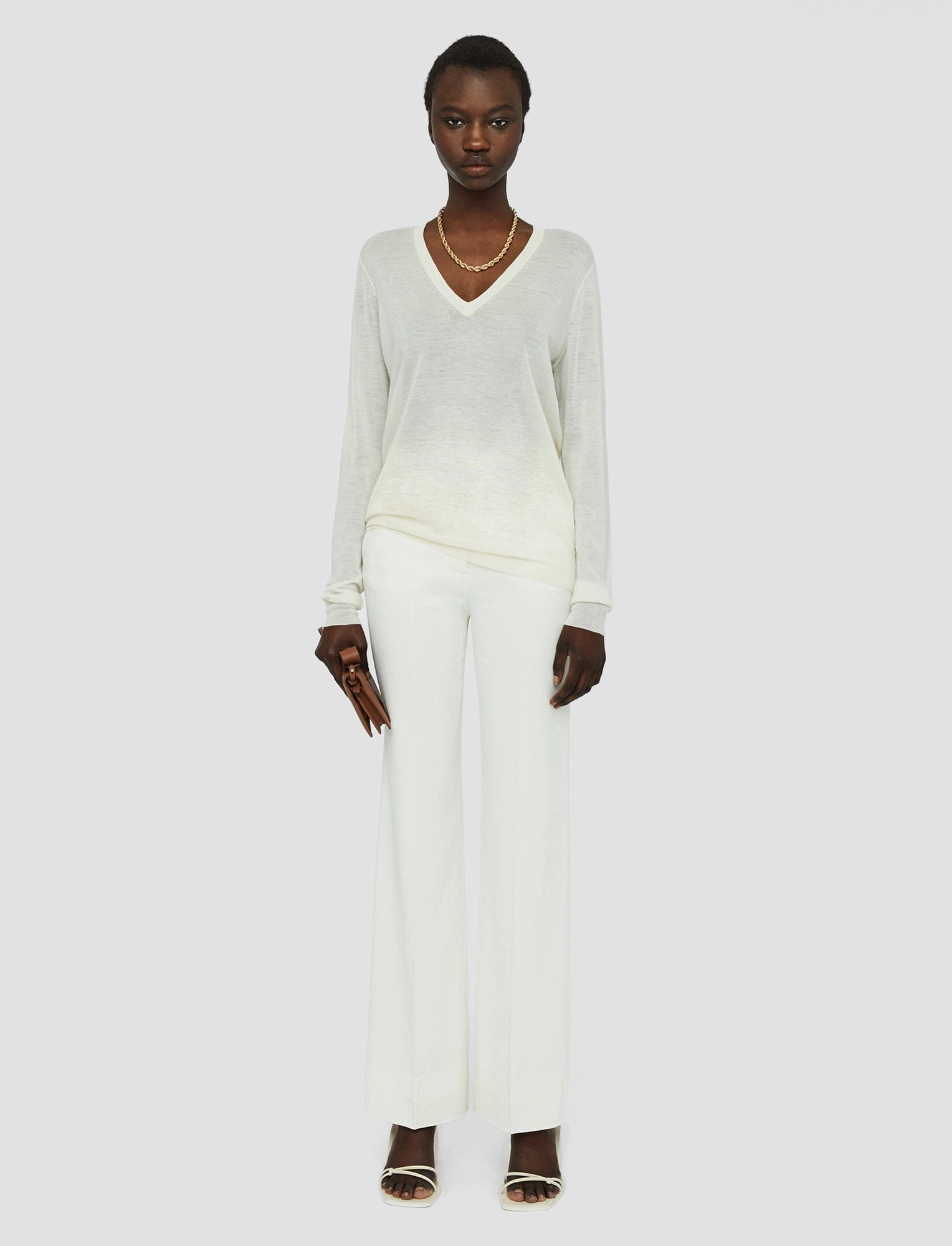 Minimal Layer Cashair V Neck Jumper