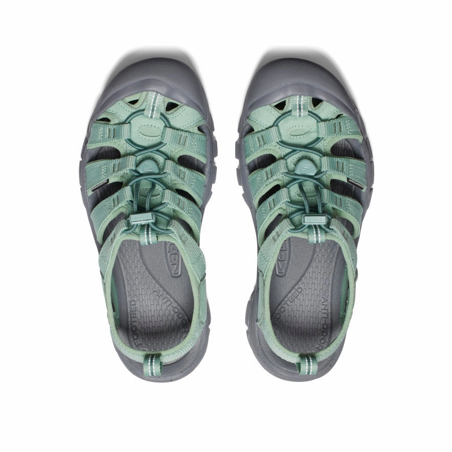 Ventilated Airflow Channels Environmentally Friendly Footbed Women's Newport H2  |  Granite Green