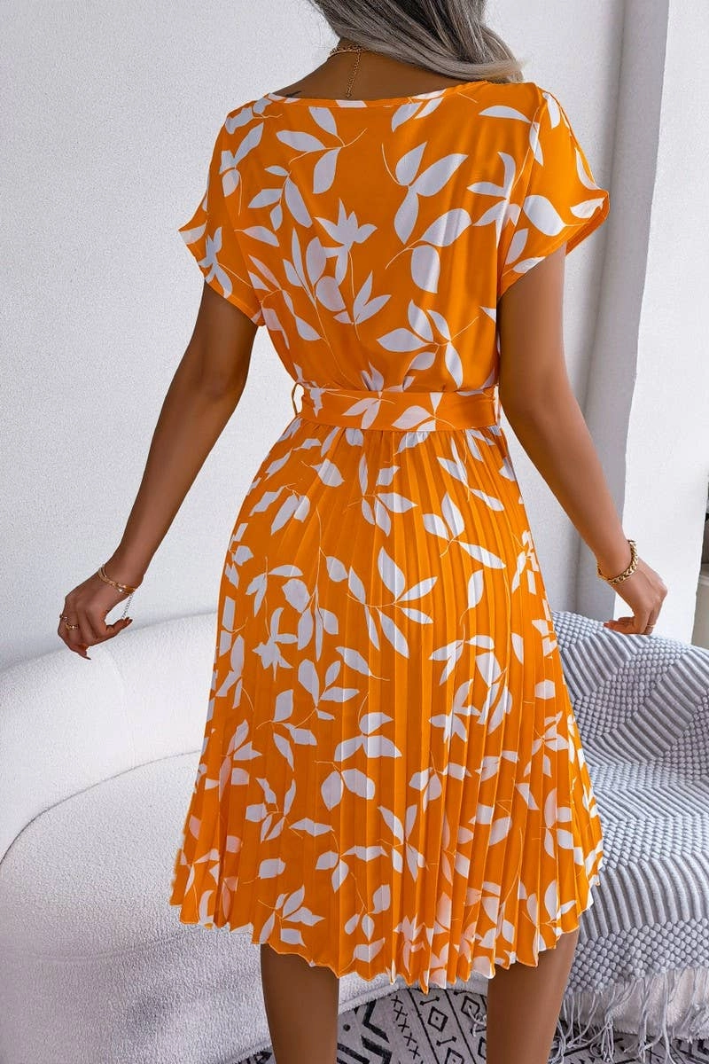 CASUAL LEAF SHORT SLEEVE BIG SWING PLEATED DRESS_CWDSD2526 Easy Elegance