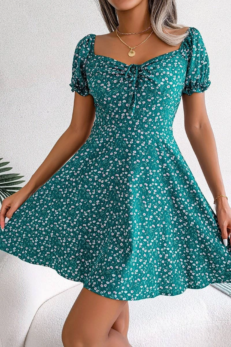 Slim-fit CASUAL TRUMPET SLEEVE DRAWSTRING FLORAL DRESS_CWDSD2555