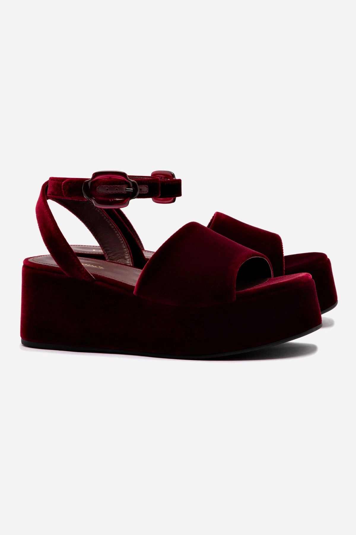 Comfortable For Walking Durable Rubber Compound Charli Flatform Sandal In Wine Velvet