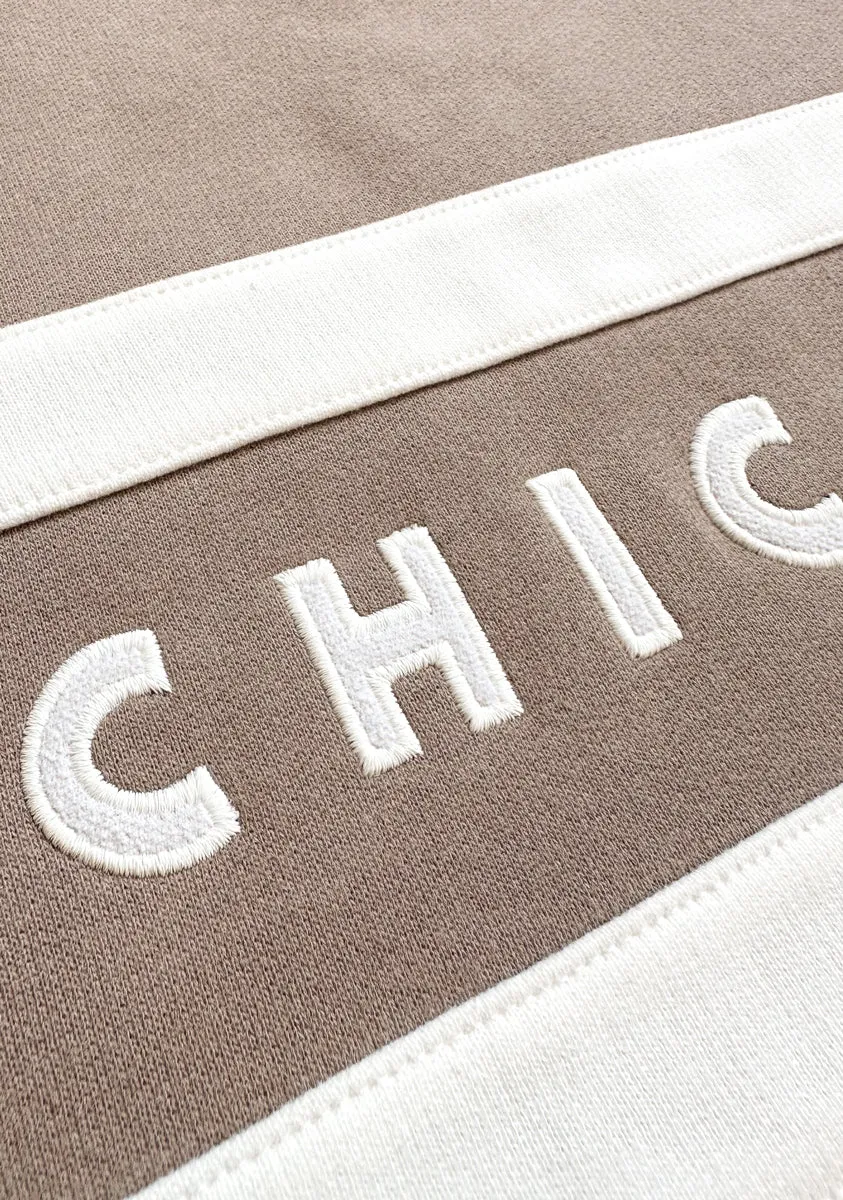 Cozy and trendy Chicago Oversized Rugby Sweatshirt - Taupe