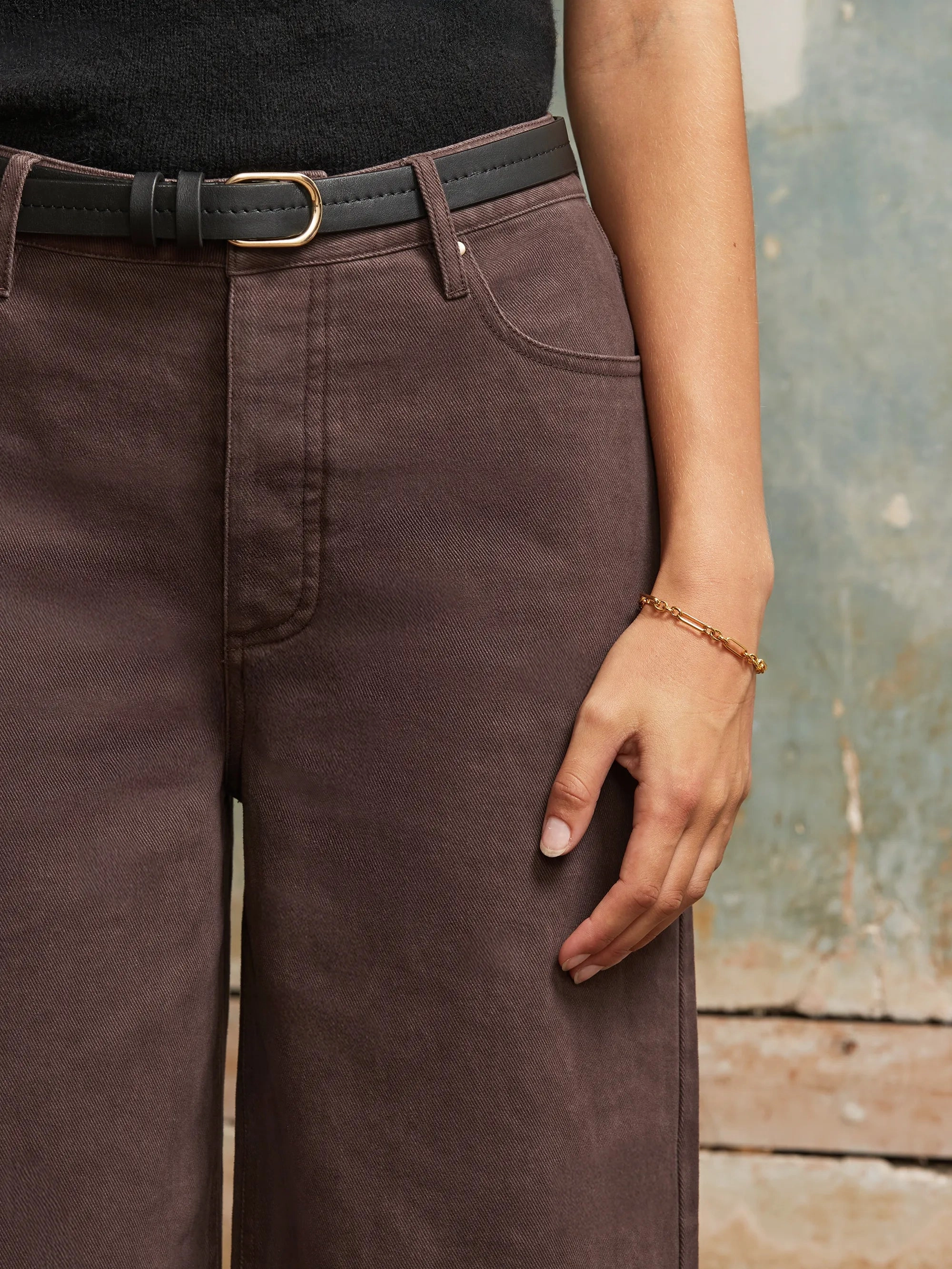 Chocolate High-Rise Wide-Leg Jeans Ergonomic Fit Design