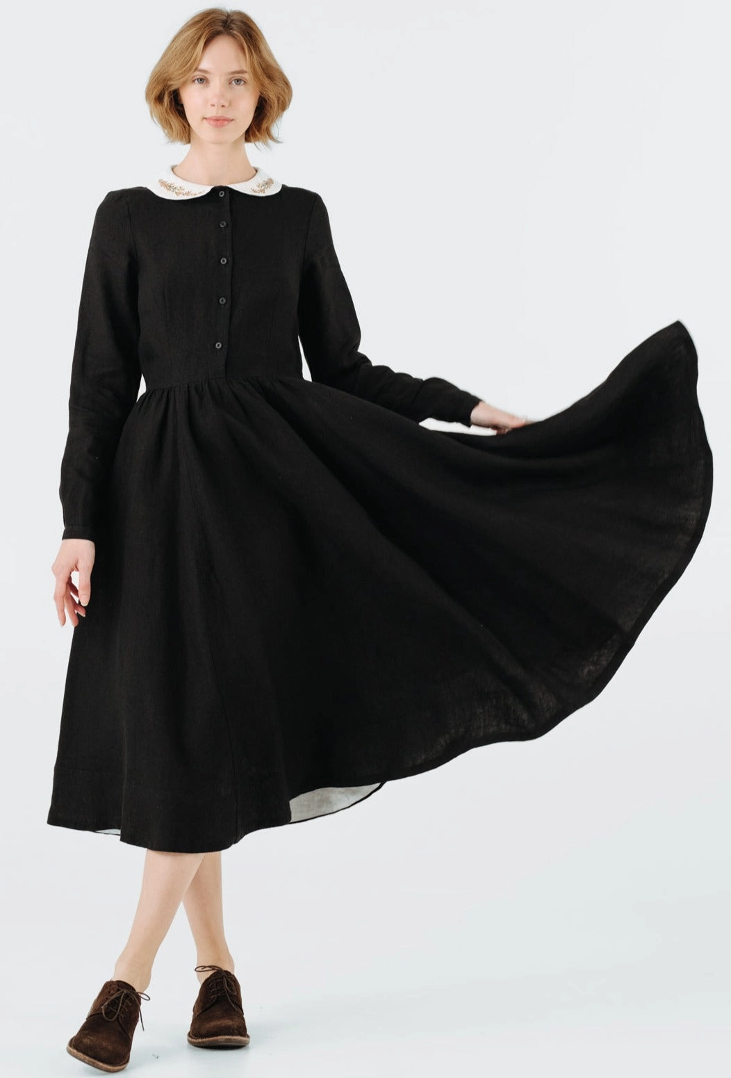 Easy-Storage Classic Dress with Embroidered Golden Fields Collar, Long Sleeve
