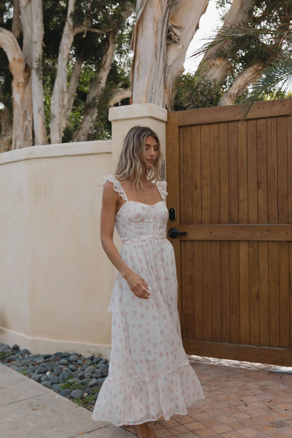 Rosamund Bustier-Style Maxi Dress in Blush Pink Floral - Inclusive Sizing (S-3XL) *Final-Sale* Daywear Fit