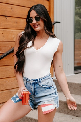 Chasing Stillness V Neck Cap Sleeve Bodysuit (Ivory) Evening Walk Travel Enthusiast Thermal Comfort