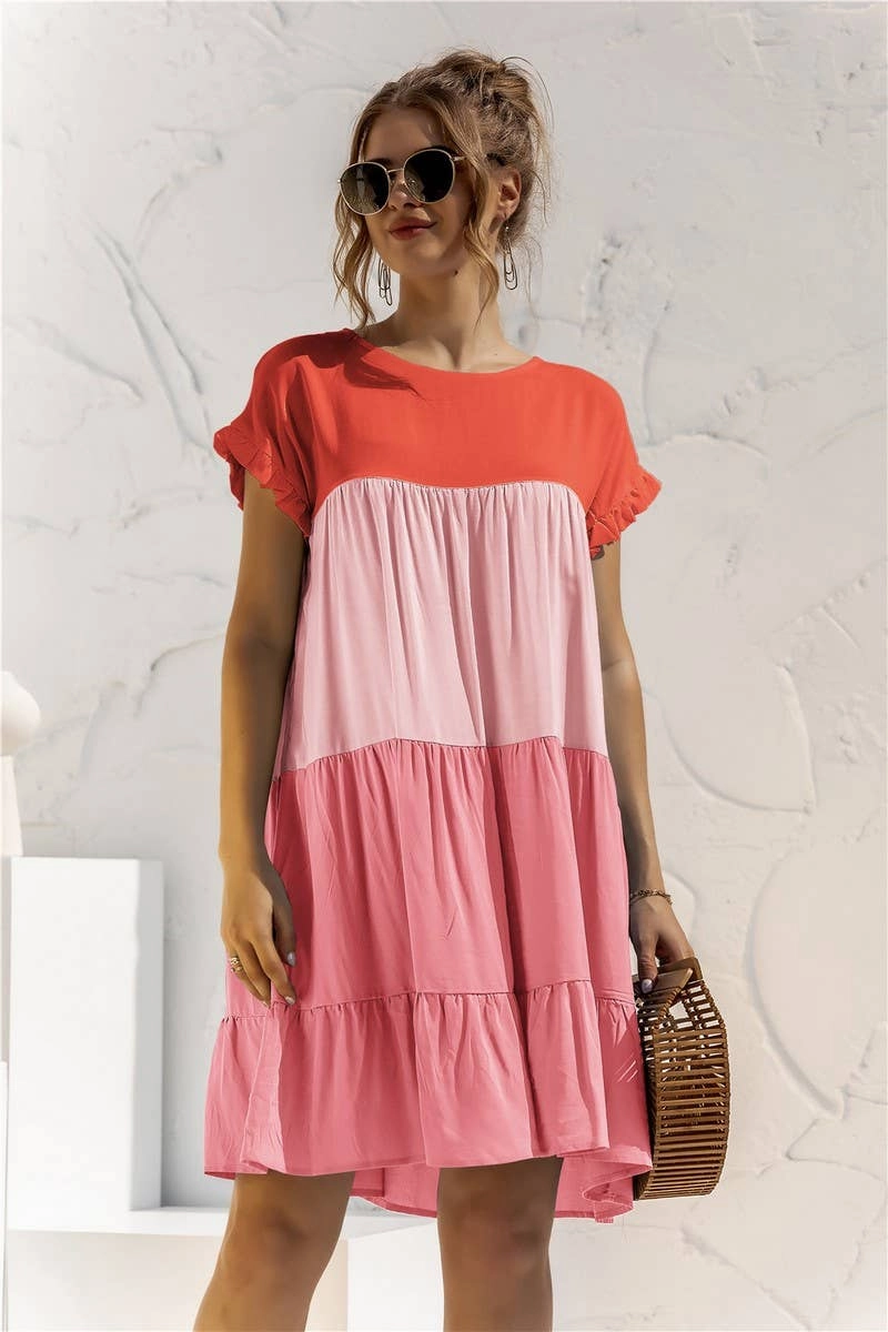 Petite Chic COLOR BLOCKING SHORT SLEEVED LOOSE FITTING DRESS_CWDSD2466