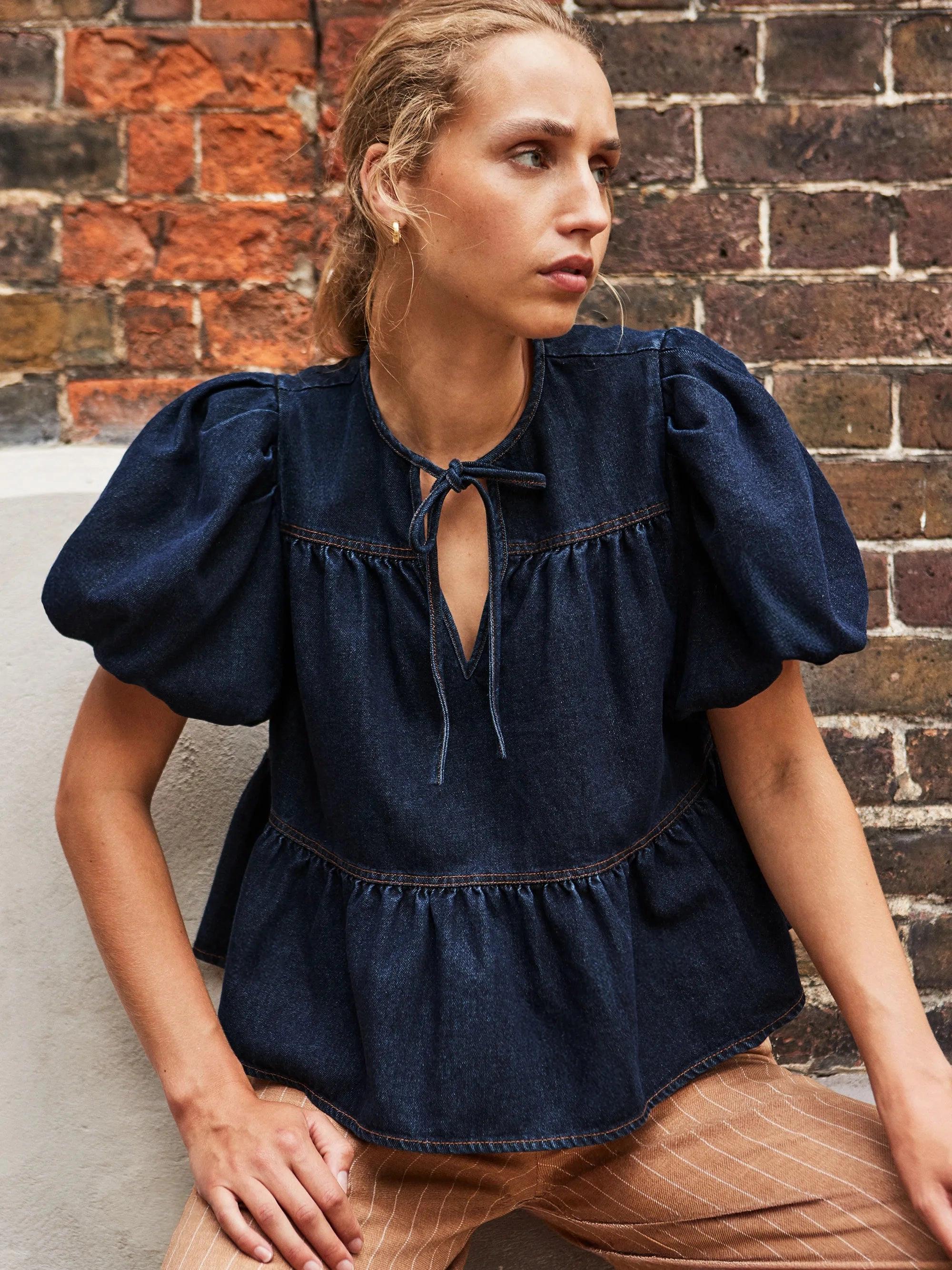 Dark-Blue Puff-Sleeve Denim Top NaturalFiberBlend Hydrophobic Surface Treatment