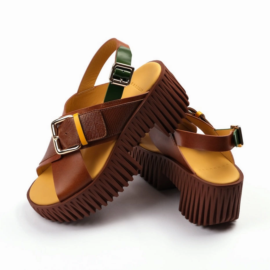 Stacked Traction Lugs PLIA JUNO BROWN
