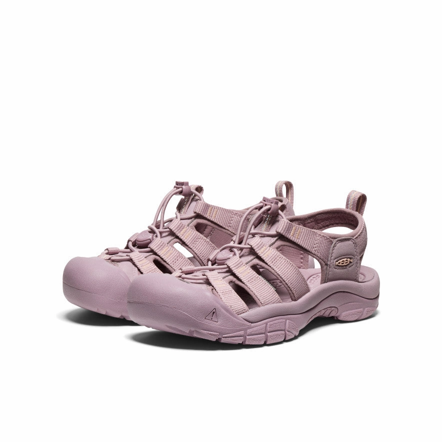 Women's Newport H2  |  Monochrome/Toadstool Fashionable Outdoor Footwear Wide Toe Box Design