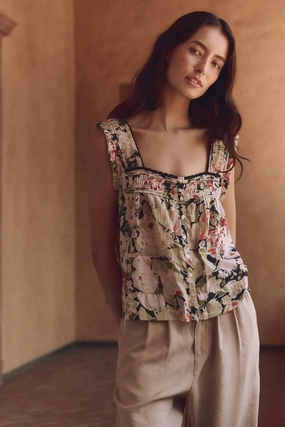 The Victorian Pleat Tank Fade Resistant Finish