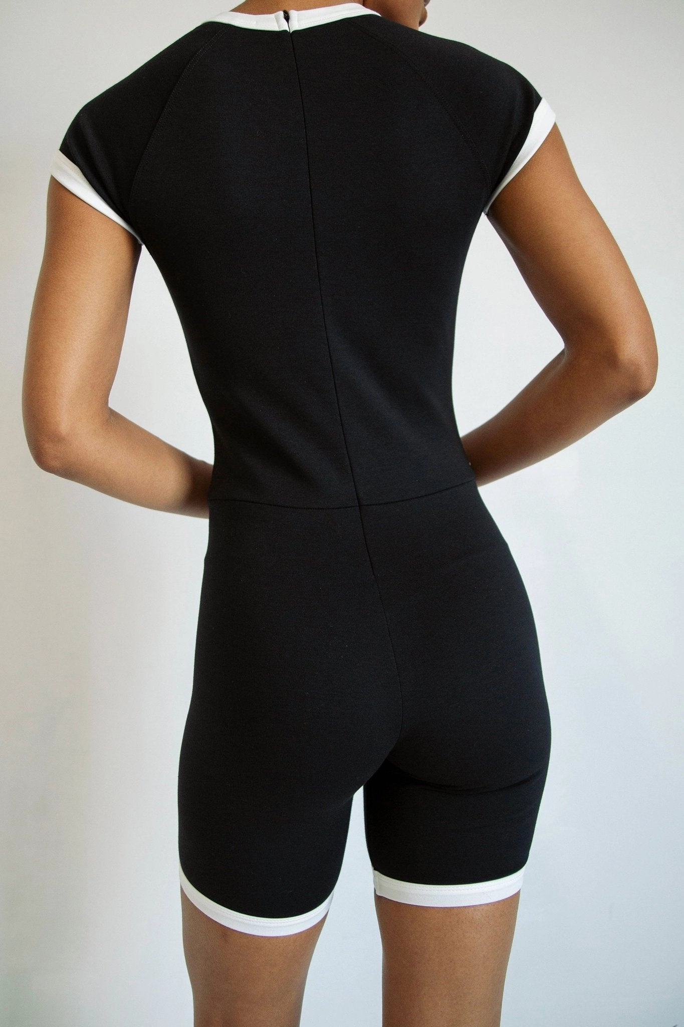 Breathable Feel COSSETTE JUMPSUIT