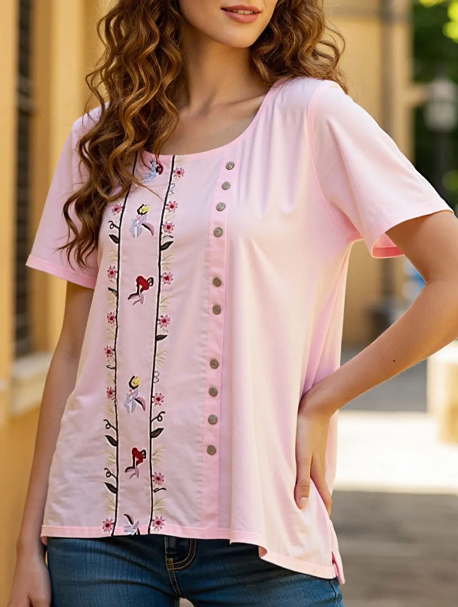 COTTON BREATHABLE LOOSE EMBROIDERED TOP_CWTBLS0658 Breathable Mesh Panels Light Breeze