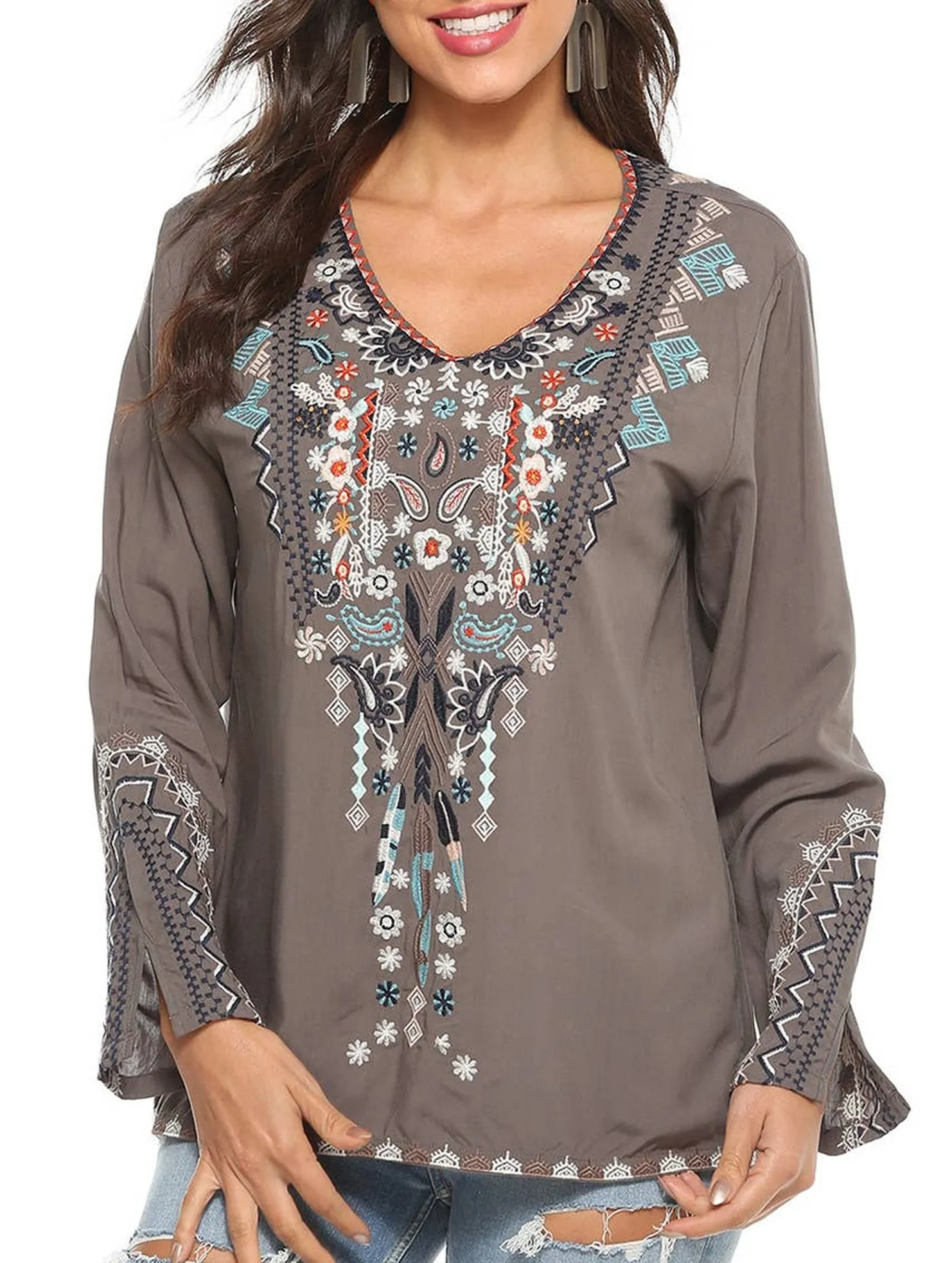 Minimal Fashion COTTON PLUS-SIZE STYLE EMBROIDERED BLOUSE_CWTBLL0822