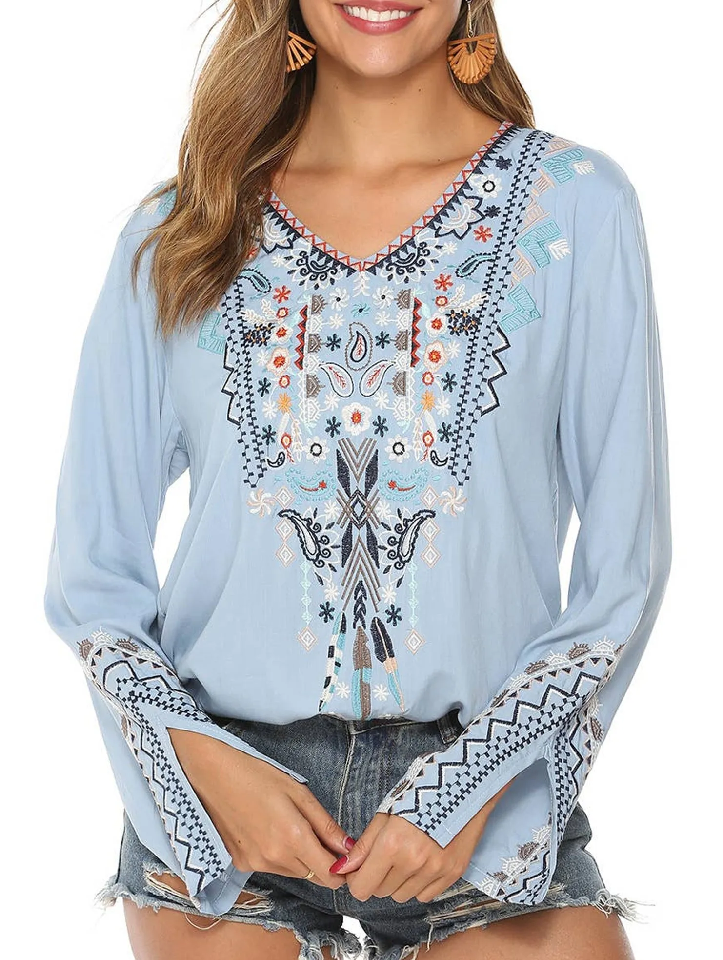 COTTON PLUS-SIZE STYLE EMBROIDERED BLOUSE_CWTBLL0822 NonChafe Tag Placement Sporty Blouse