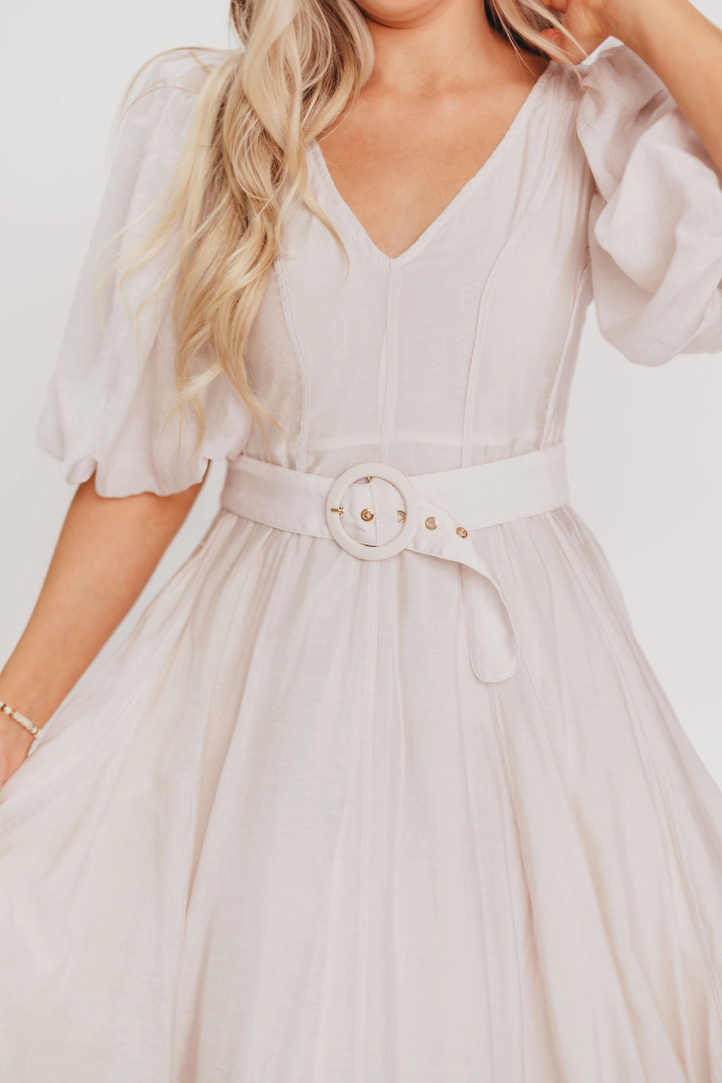 Flattering Silhouette Wear Standout Feature Courtney Puffed Sleeve Midi Dress with Belt in Natural