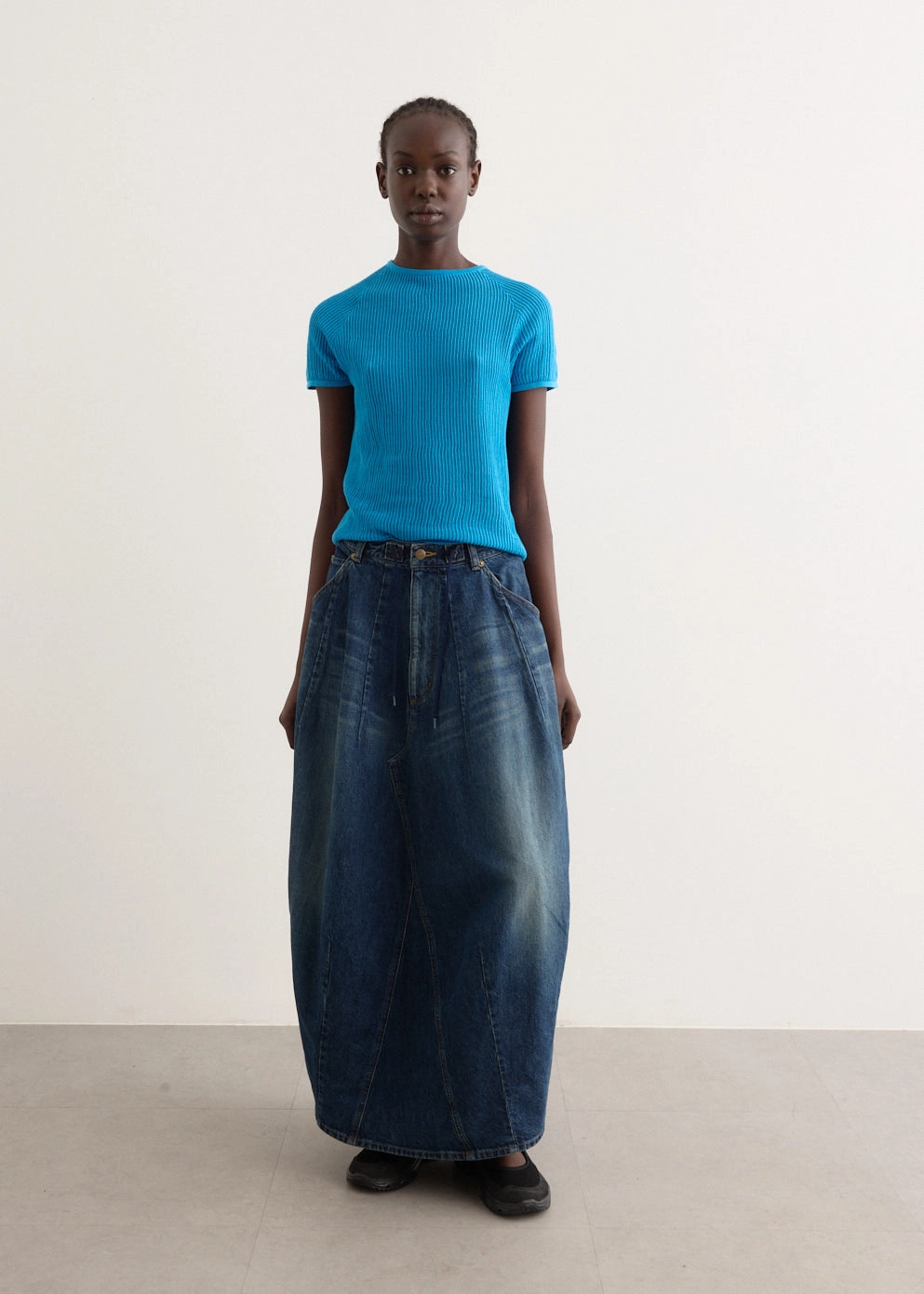 H.D. Jean Skirt Smart Outfit