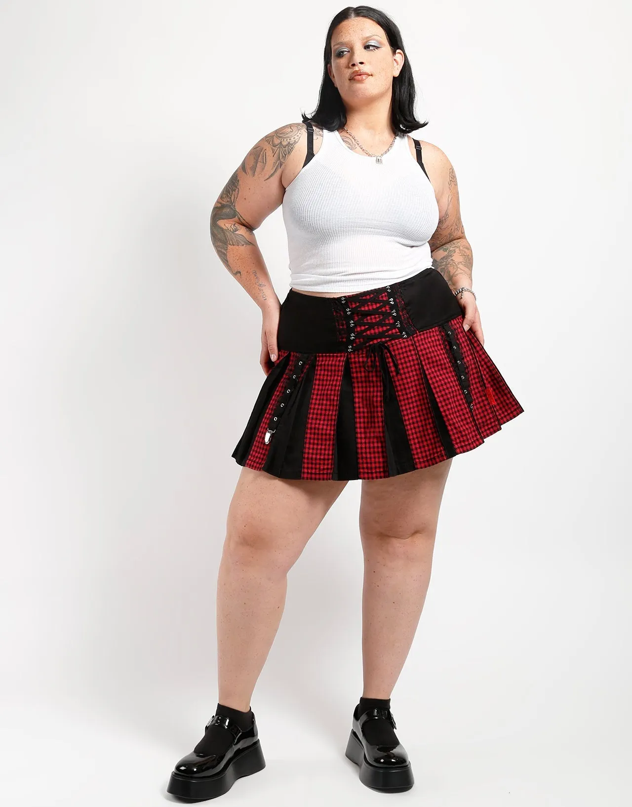 Versatile staple Quick-Dry Fabric CURVE BO PEEP PLEATED GARTER SKIRT RED